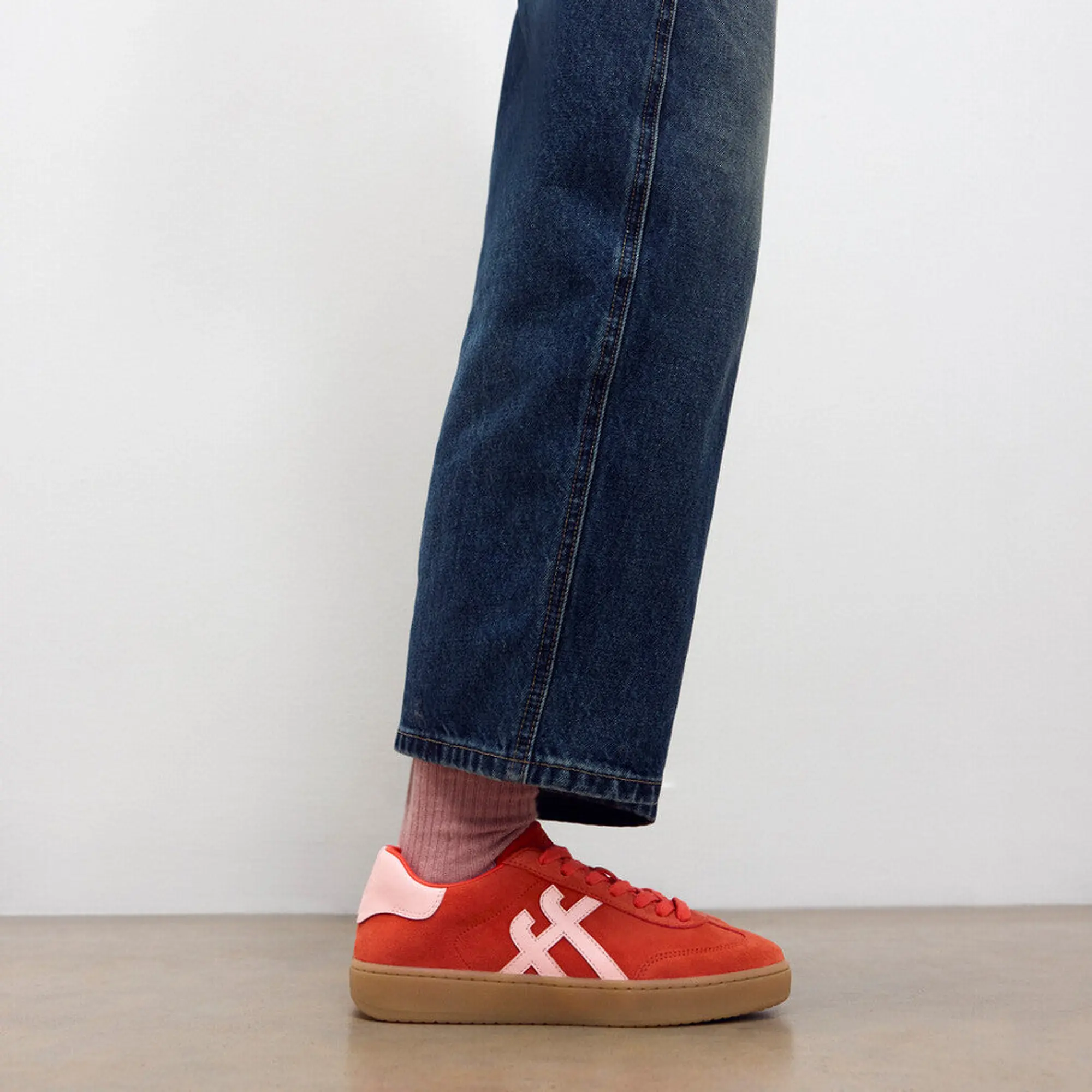 Product image 3 of 10 of FitFlop Women's The Dash FF T-Toe Suede Trainers - Cherry Tomato / Warm Pink
