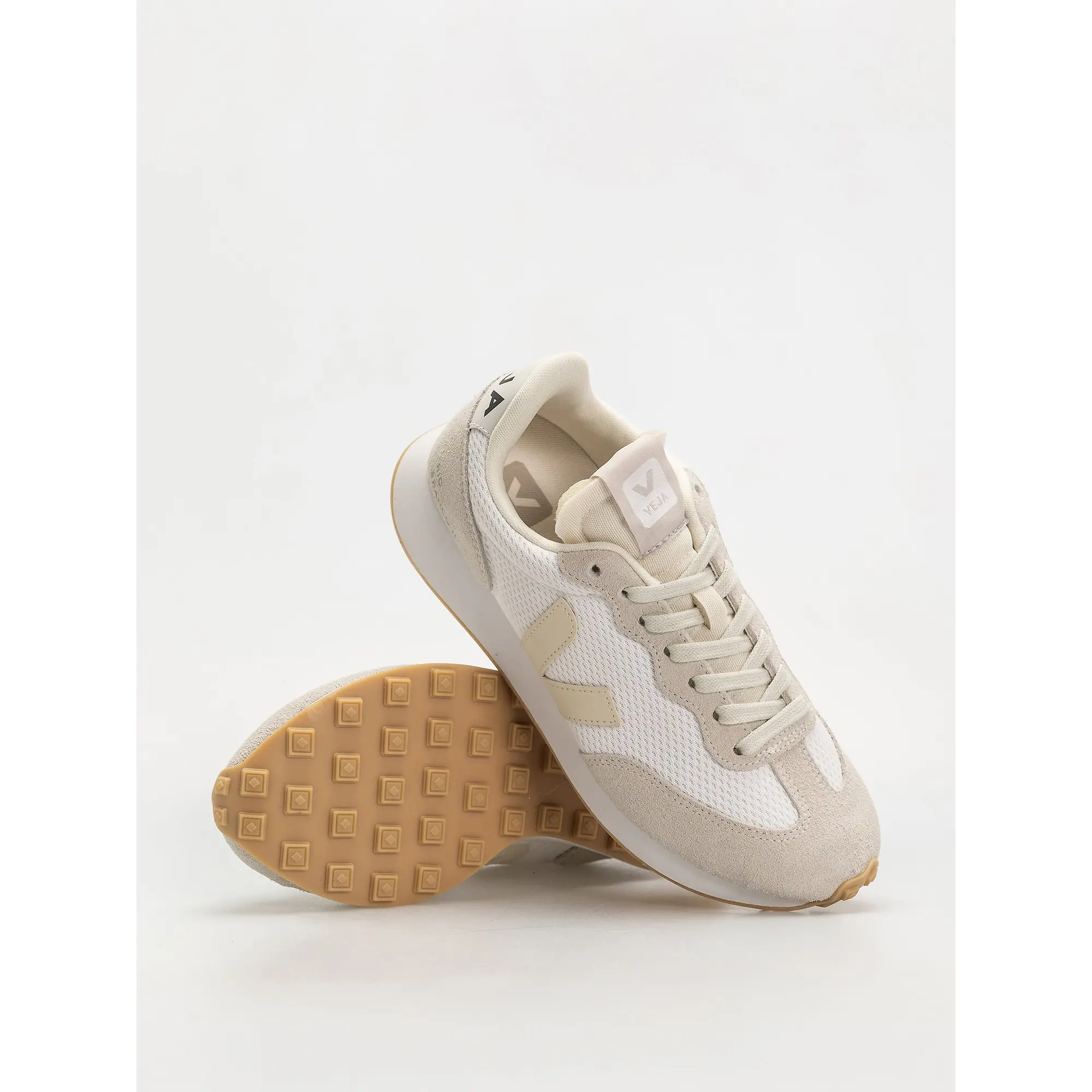 Product image 5 of 5 of VEJA Women's Rio Branco II Alveomesh Retro-Running Trainers - White White