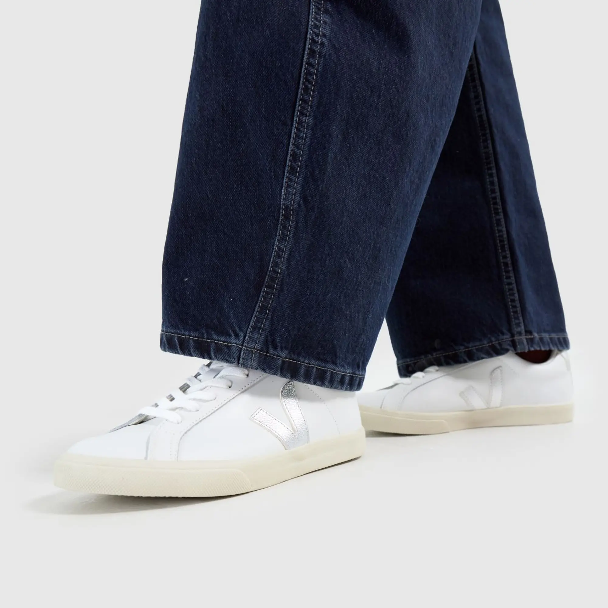 Product image 5 of 5 of VEJA Women's Esplar Leather Sneaker - White Silver