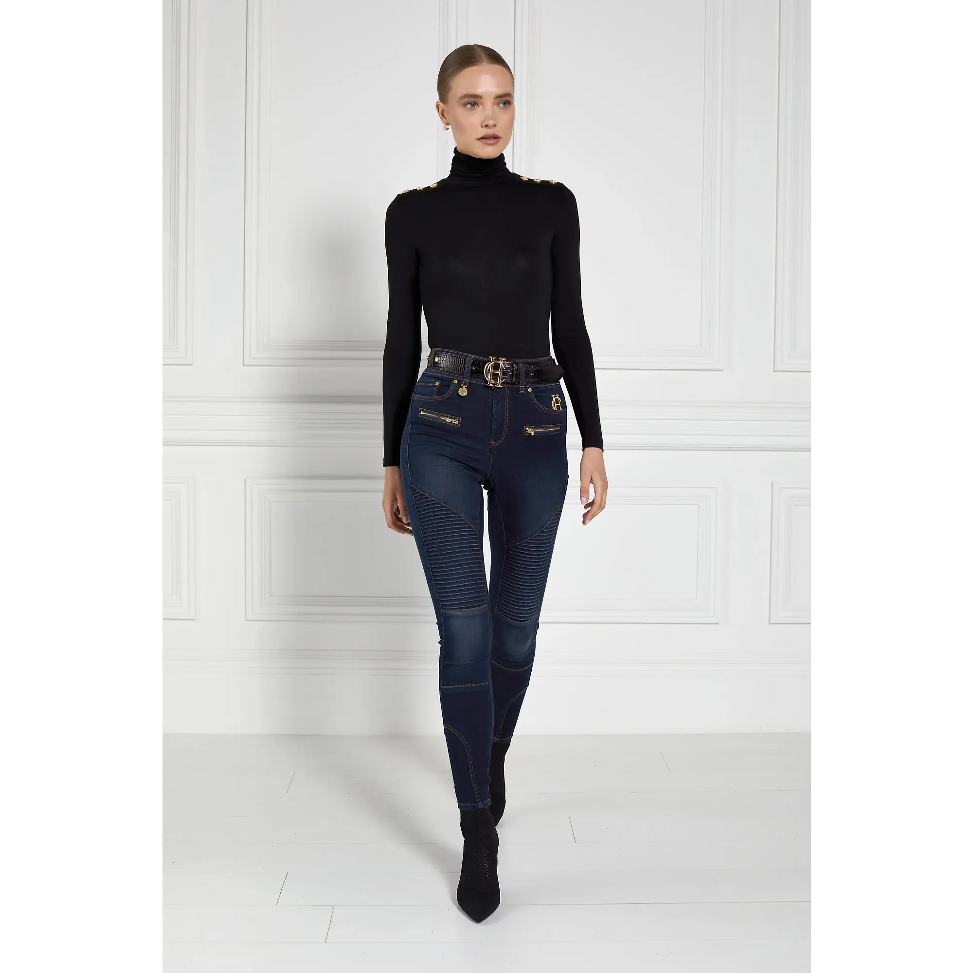 Product image 6 of 6 of Holland Cooper Women's Essential Roll Neck - Black