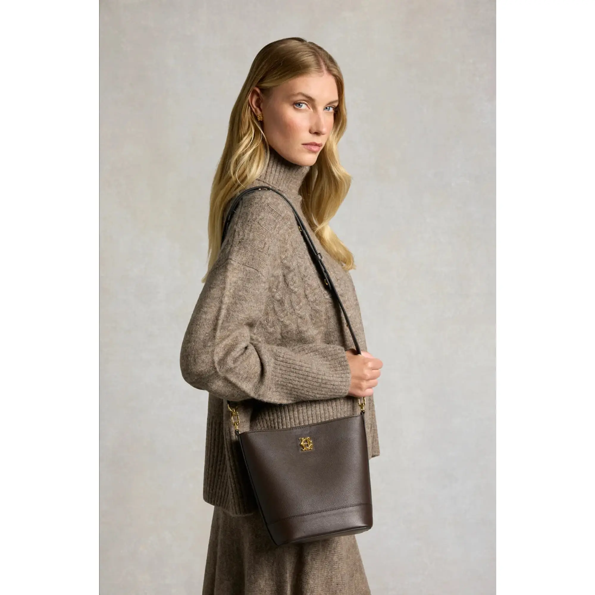 Product image 2 of 10 of Holland Cooper Women's Country Crossbody Bag - Chocolate