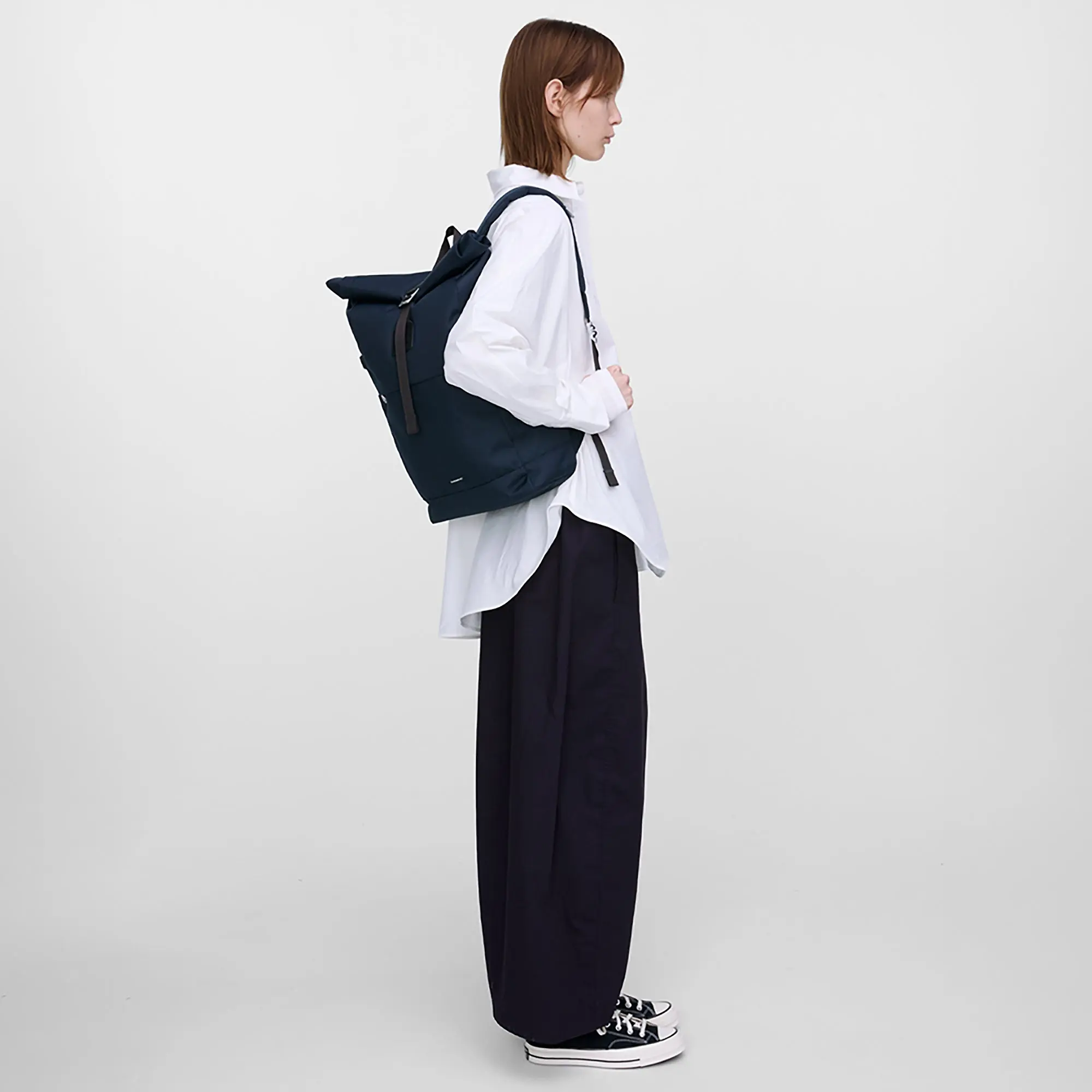 Product image 8 of 10 of Sandqvist Icon Rolltop Backpack M 23L 14" - Navy/Black