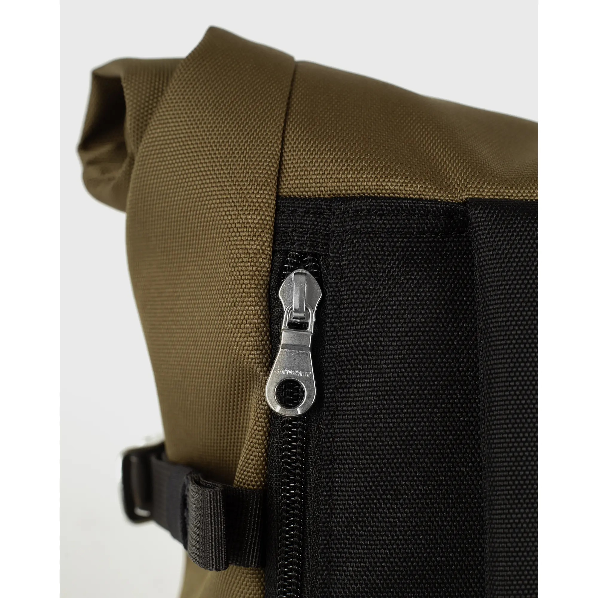 Product image 6 of 9 of Sandqvist Icon Rolltop Backpack M 23L 14" - Multi Olive