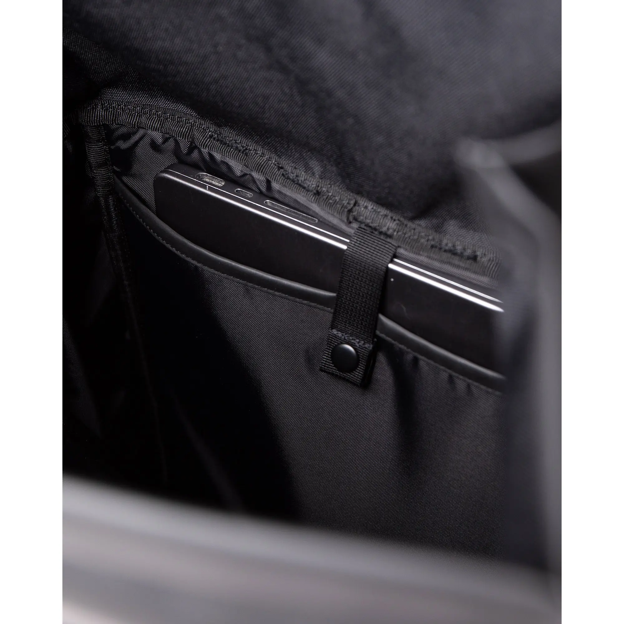 Product image 9 of 12 of Sandqvist Stream Slim Rolltop Backpack M 20L 14" - Black