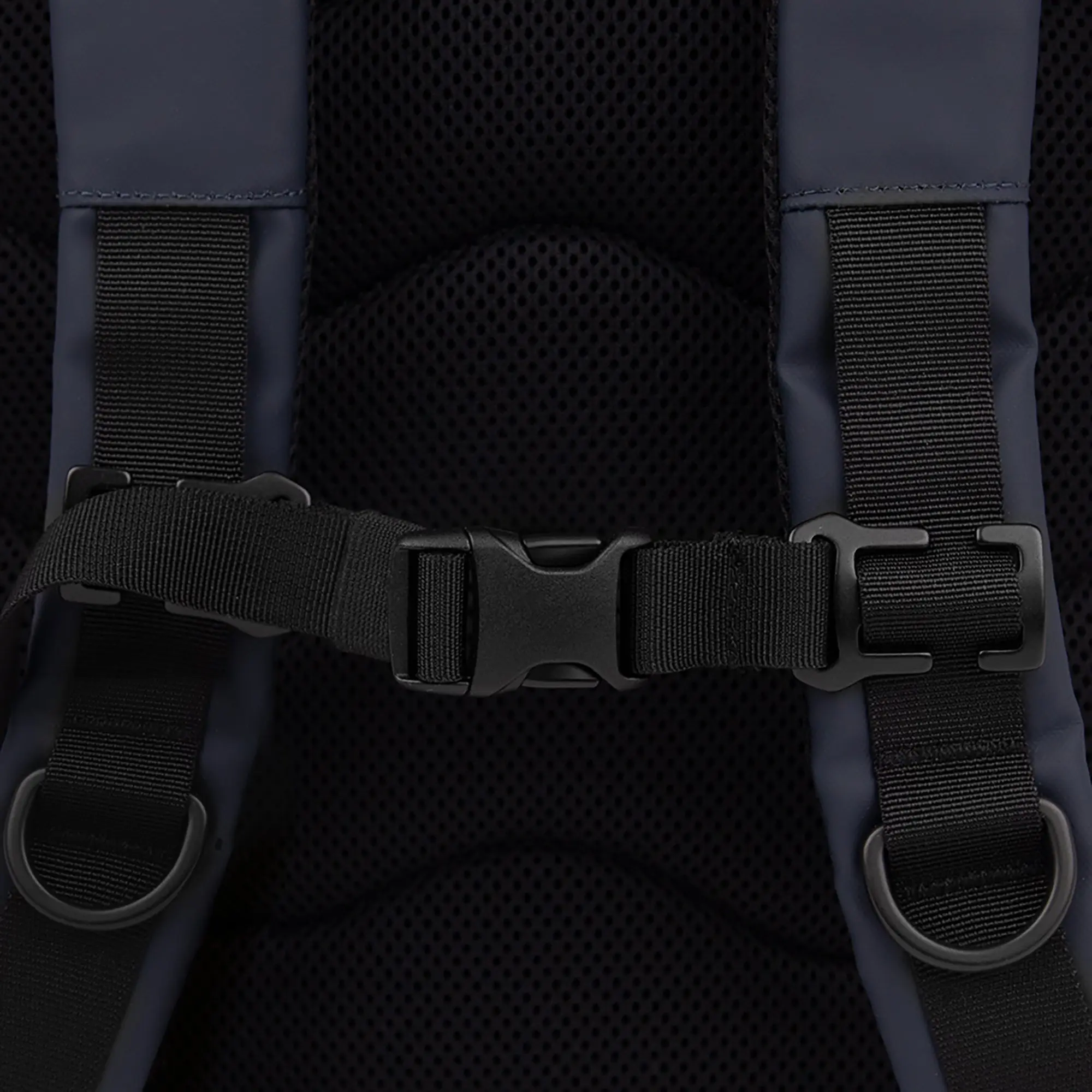 Product image 7 of 9 of Sandqvist Stream Rolltop Backpack L 34L 16" - Navy