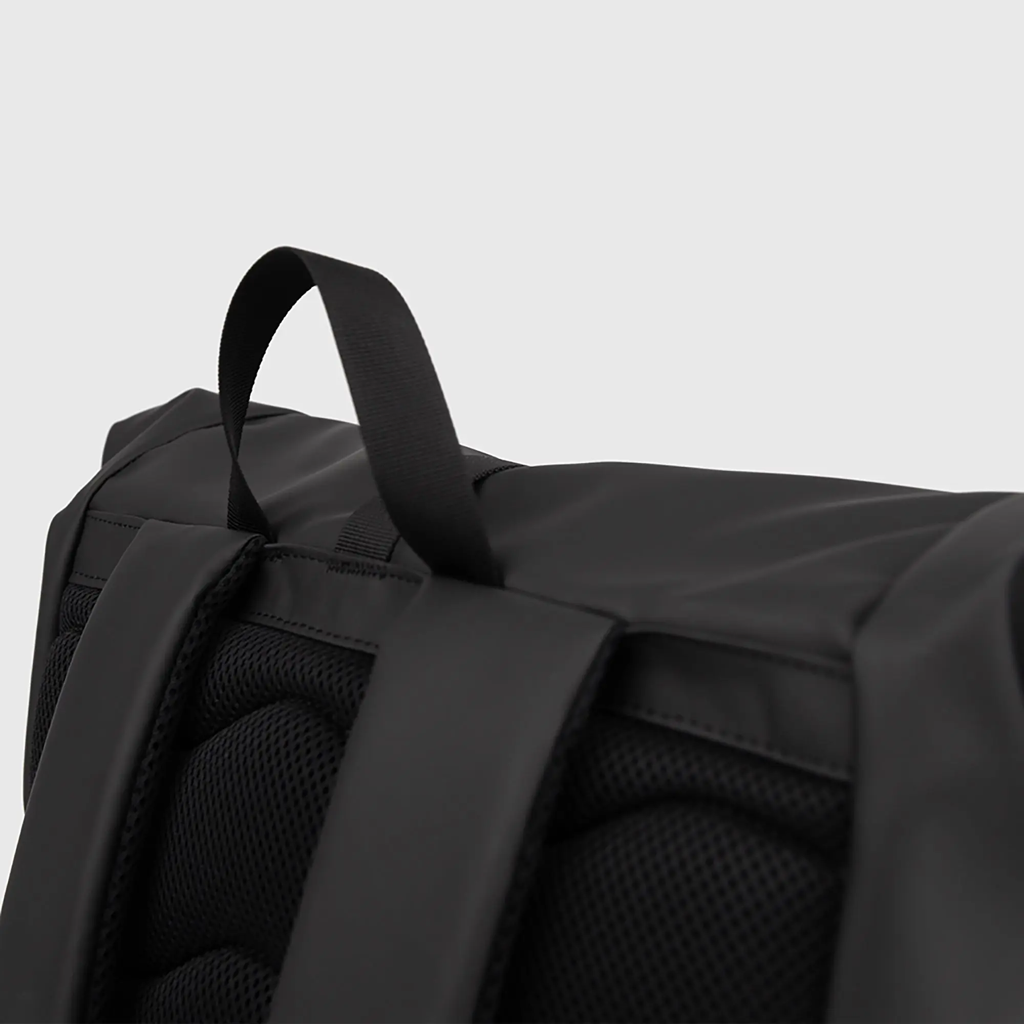 Product image 10 of 16 of Sandqvist Stream Rolltop Backpack L 34L 16" - Black