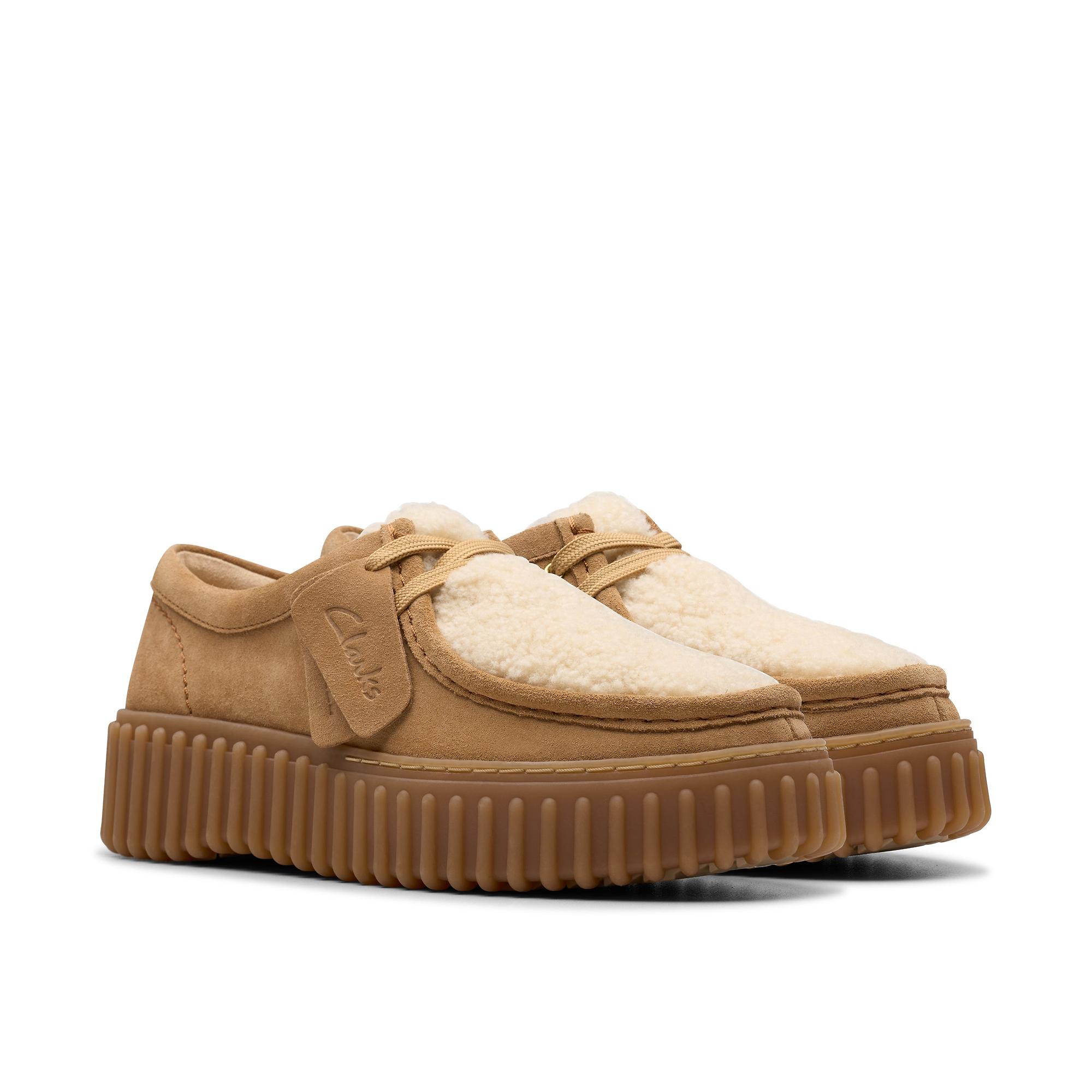 Clarks Women's Torhill Bee - Light Sand | British Attire