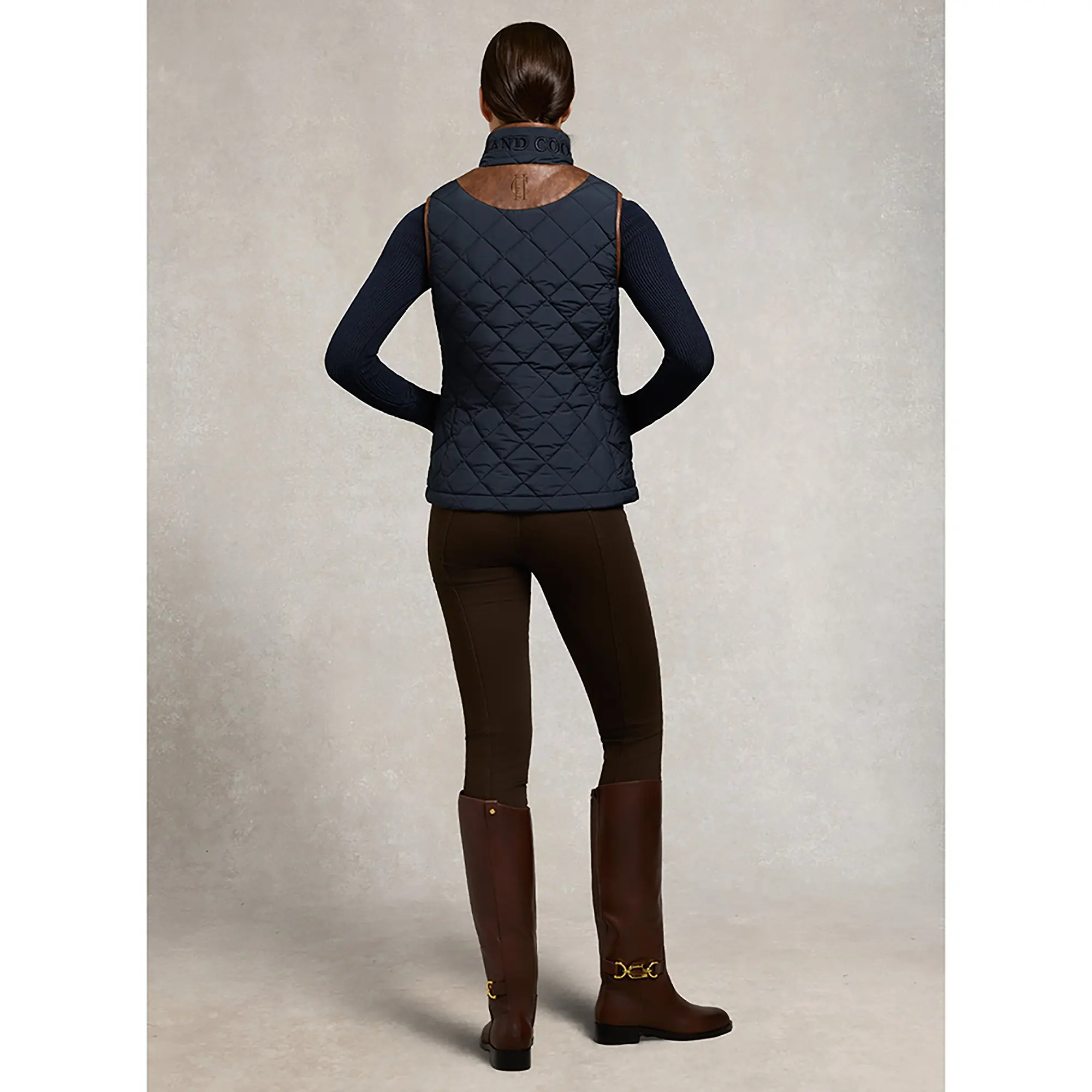 Product image 6 of 10 of Holland Cooper Women's Lightweight Country Gilet - Ink Navy