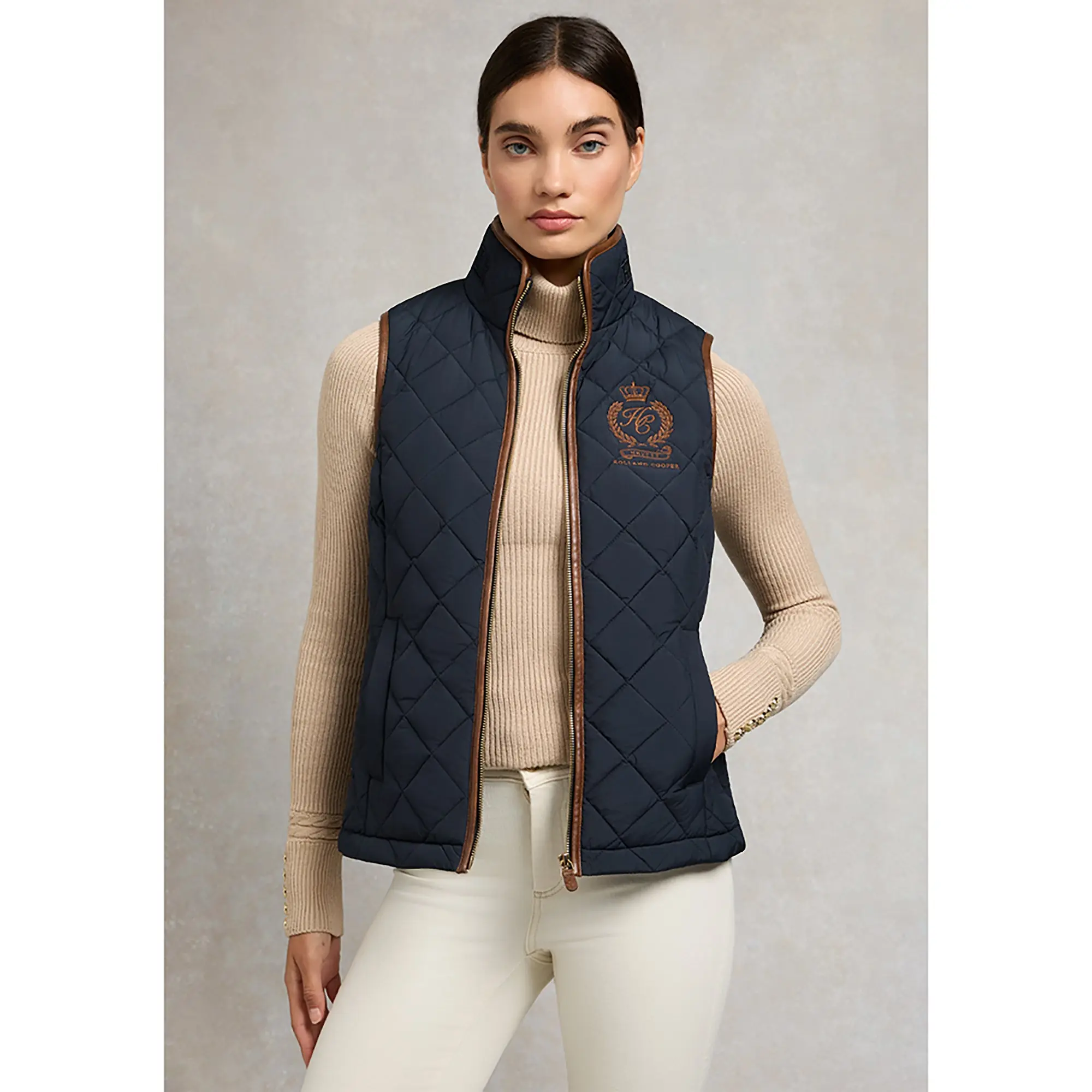 Product image 3 of 10 of Holland Cooper Women's Lightweight Country Gilet - Ink Navy
