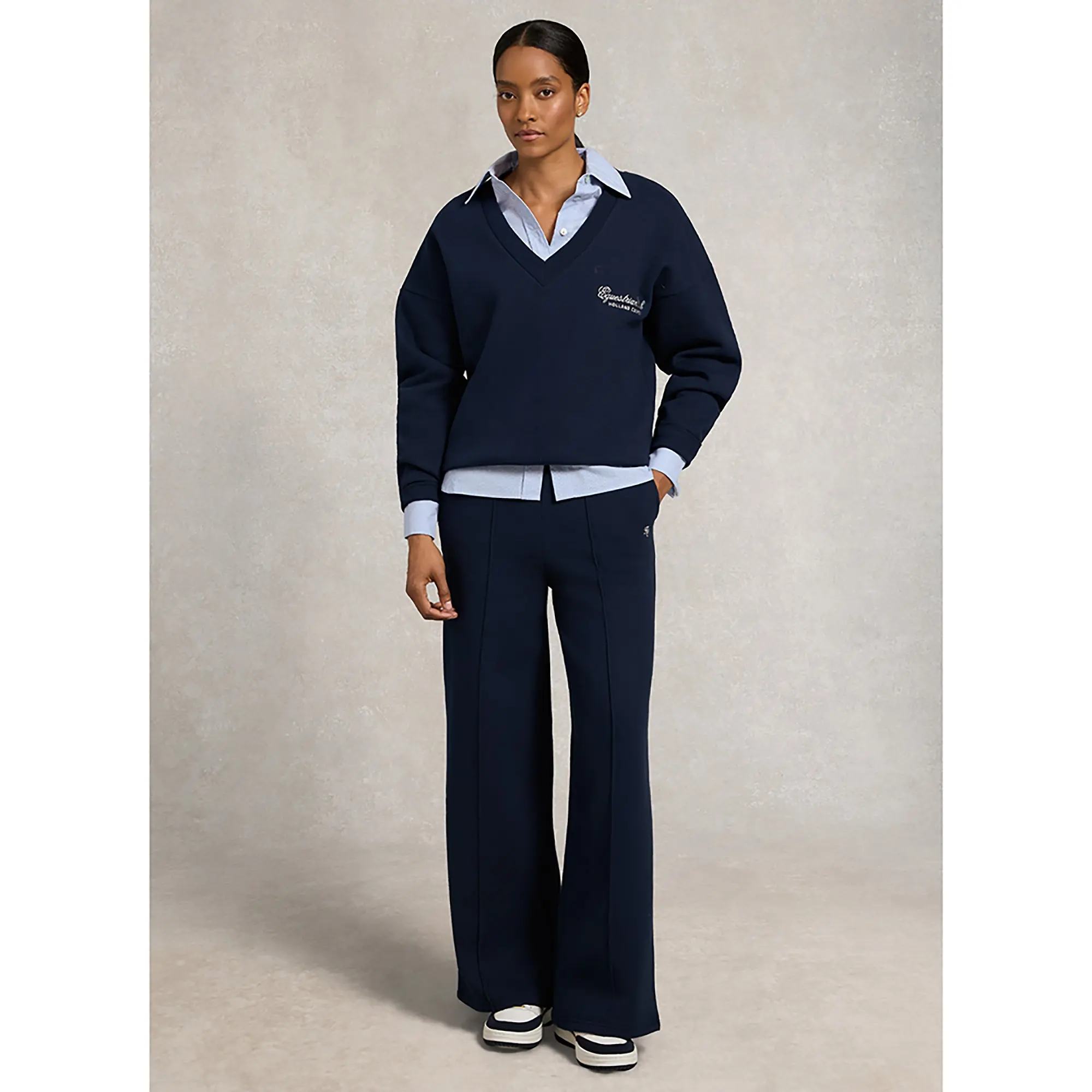 Product image 6 of 9 of Holland Cooper Women's Relaxed Fit V-Neck Sweat - Ink Navy Ecru