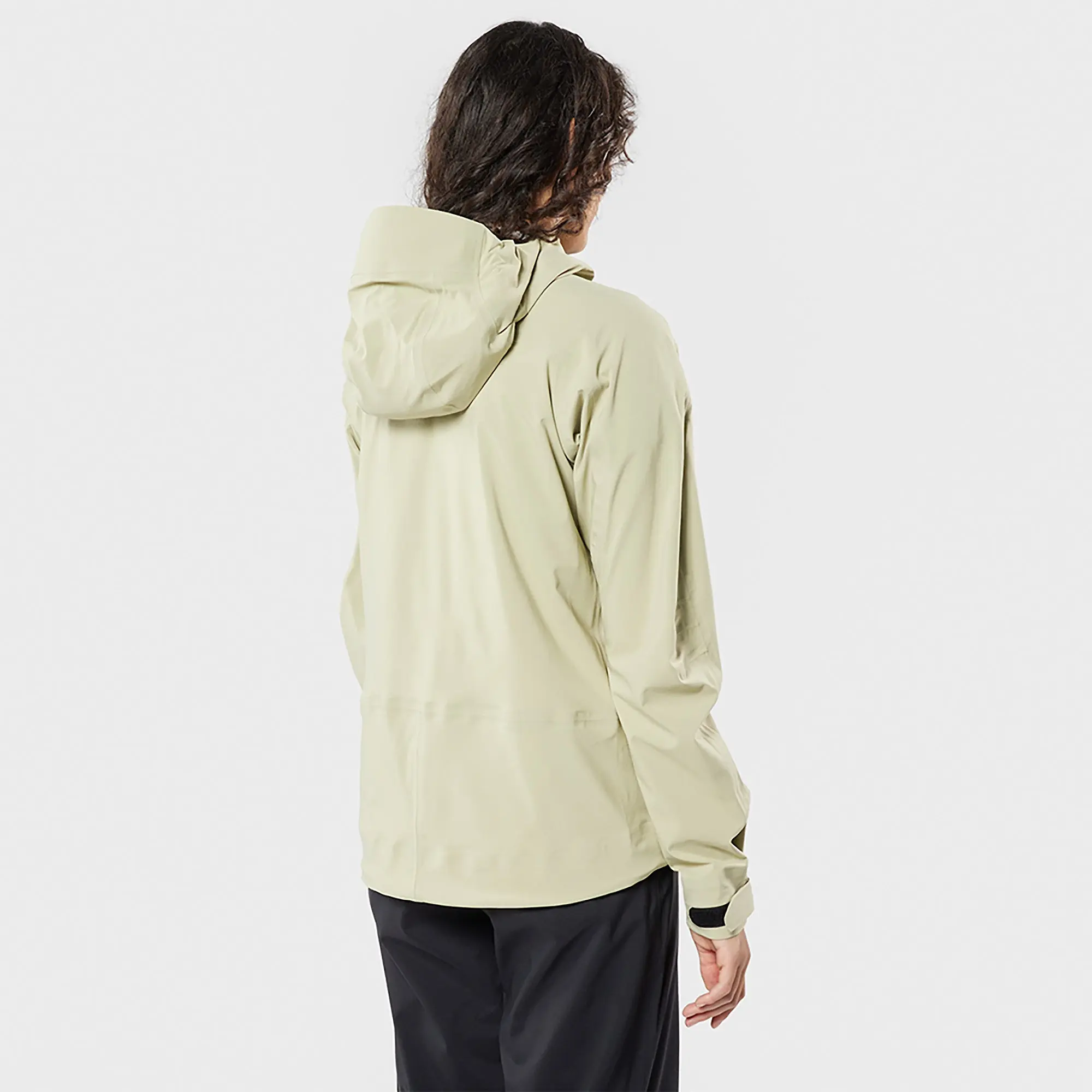 Product image 3 of 7 of 66°North Women's Snæfell Shell Jacket - Oat Grains