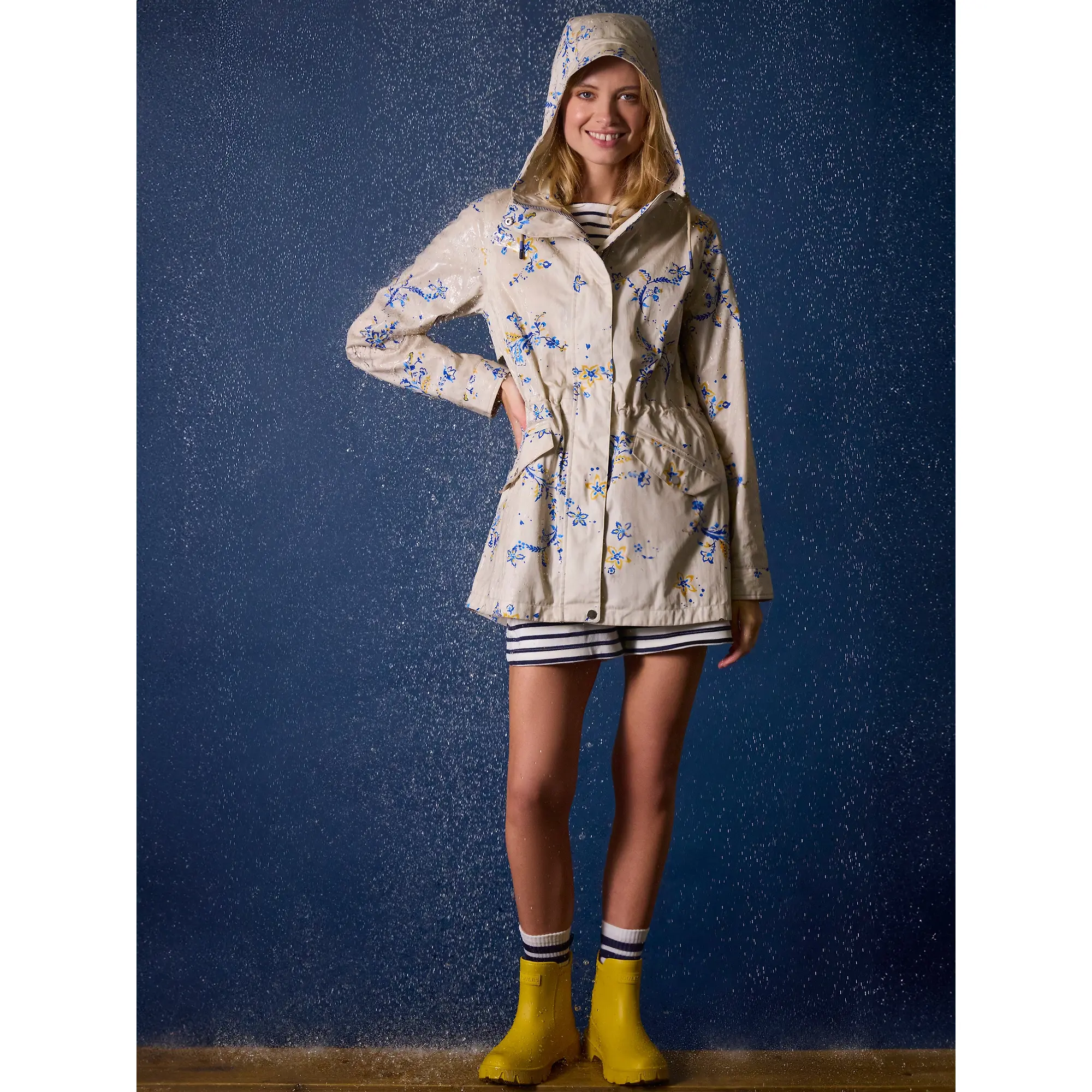 Product image 8 of 8 of Joules Women's Raindance Lightweight EVA Ankle Wellies - Yellow