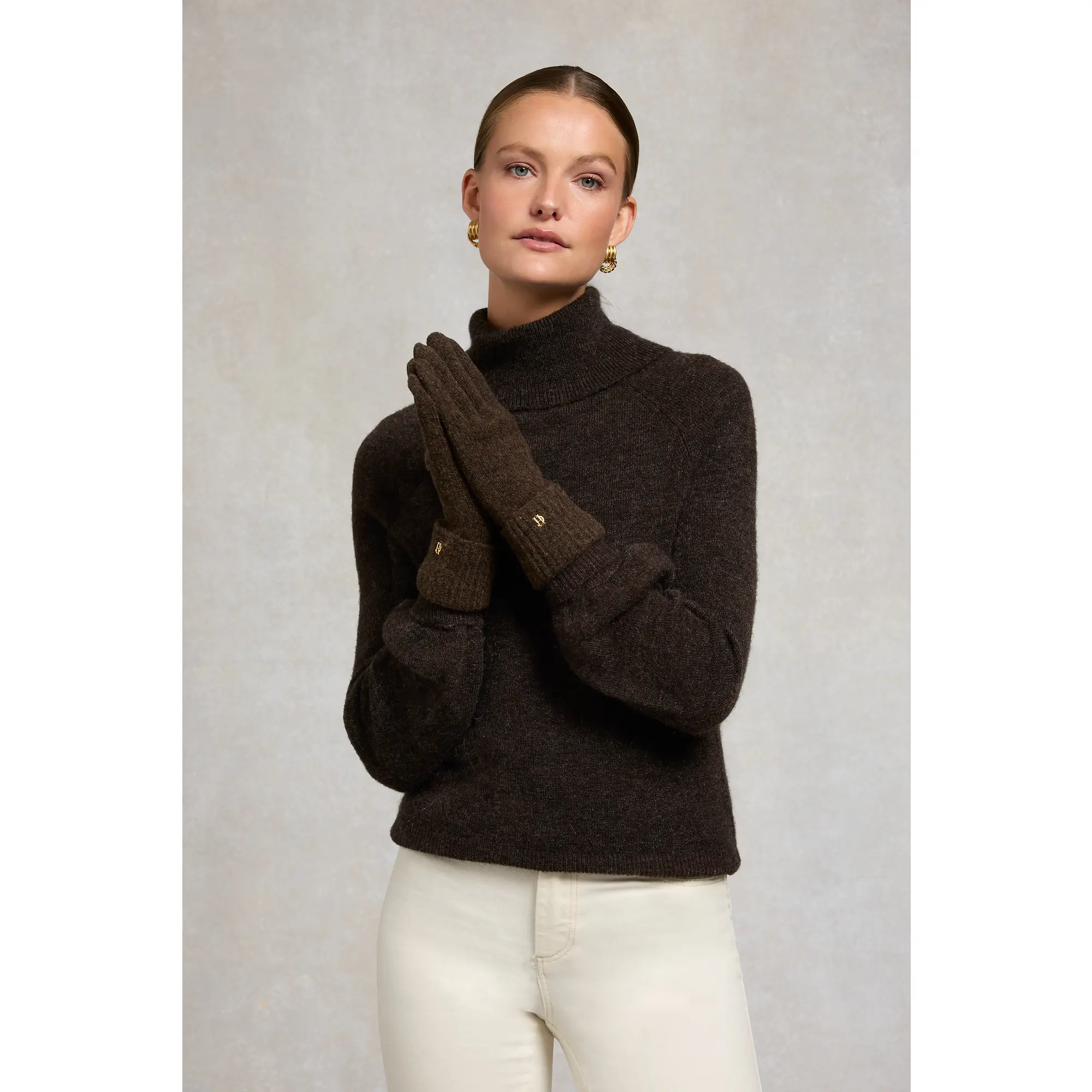 Product image 4 of 6 of Holland Cooper Women's Classic Logo Gloves - Chocolate