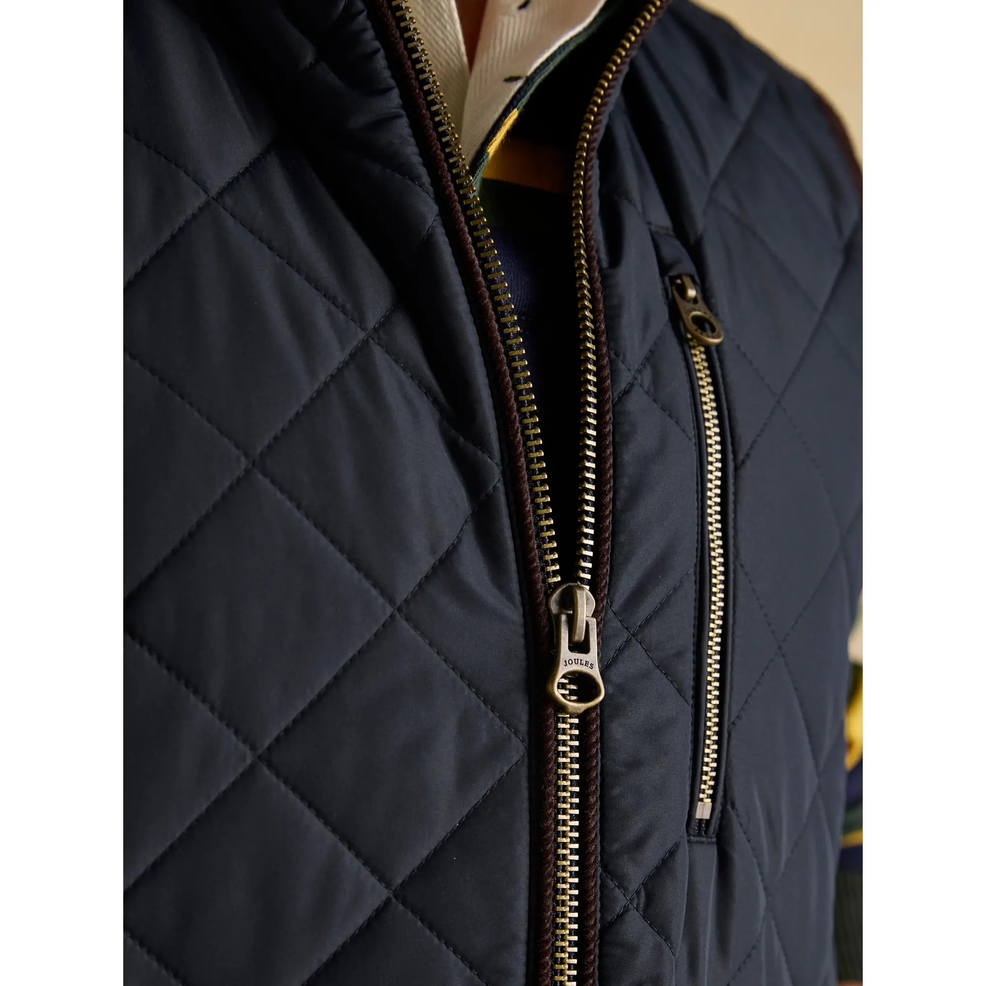 Product image 7 of 10 of Joules Men's Maynard Diamond Quilted Gilet - Navy