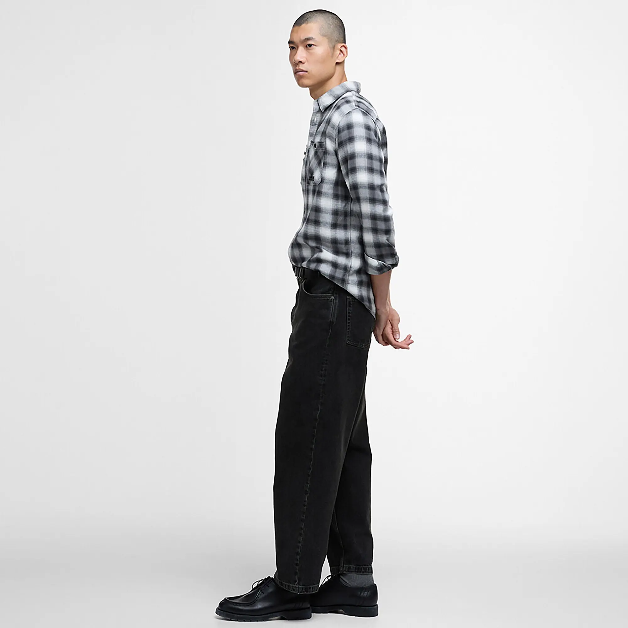 Product image 3 of 6 of Barbour International Men's Trailist Ombre Shirt - Black