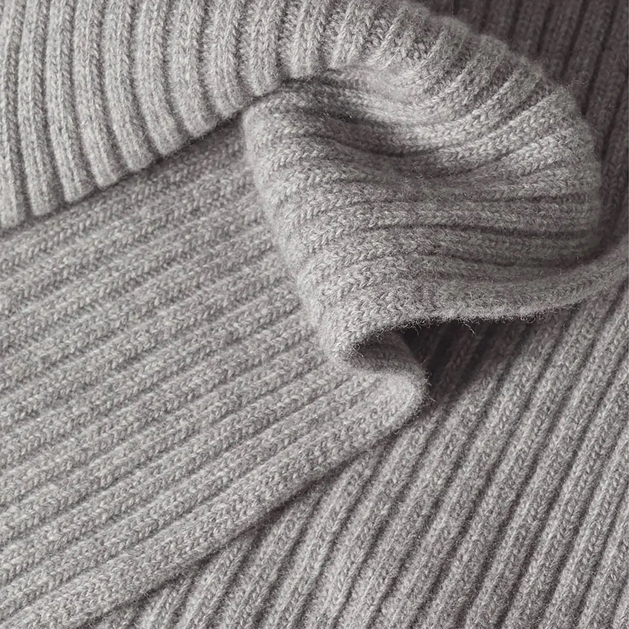 Product image 5 of 5 of Belstaff Men's Lambswool Watch Scarf - Pale Grey Melange