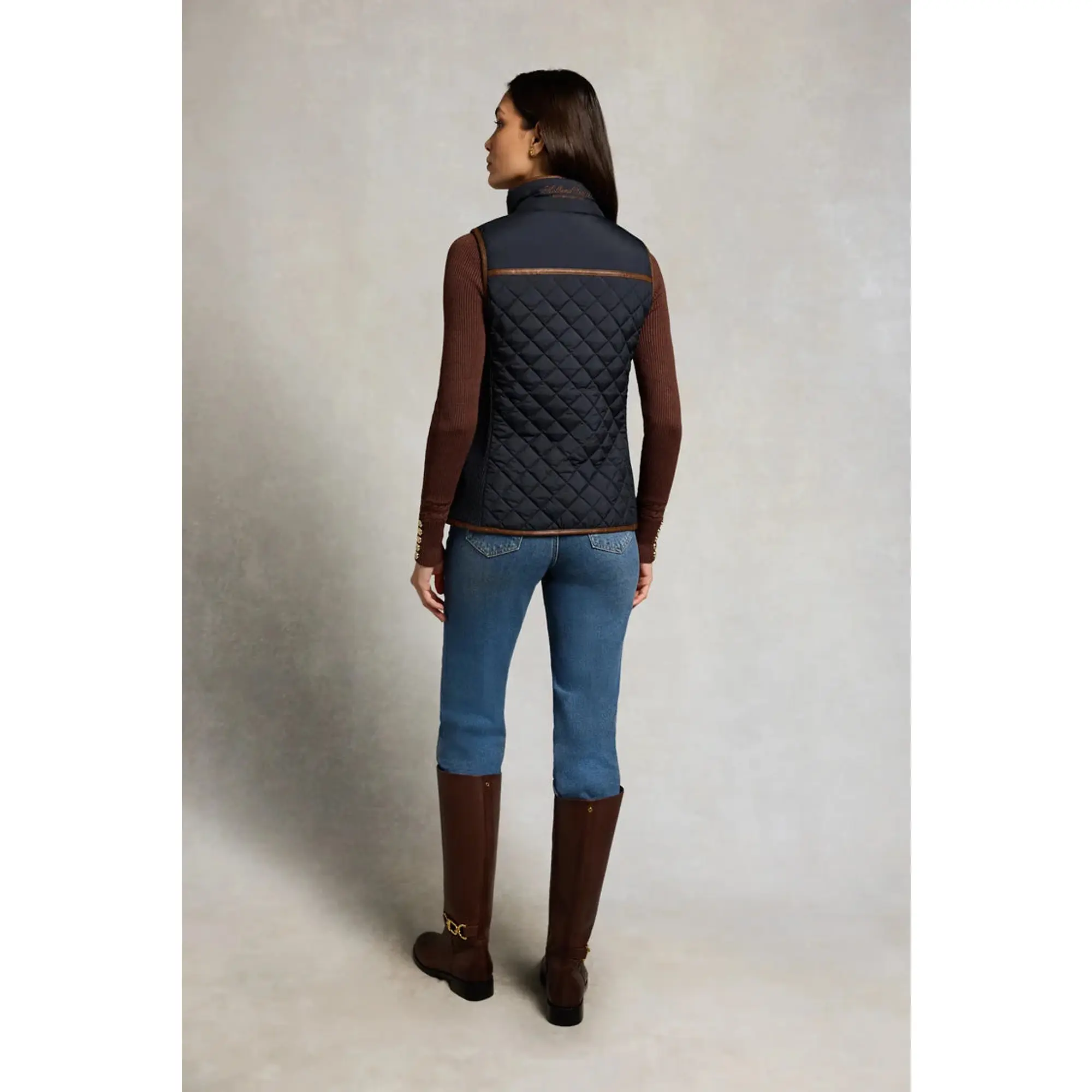 Product image 4 of 10 of Holland Cooper Women's Boughton Diamond Quilt Gilet - Ink Navy