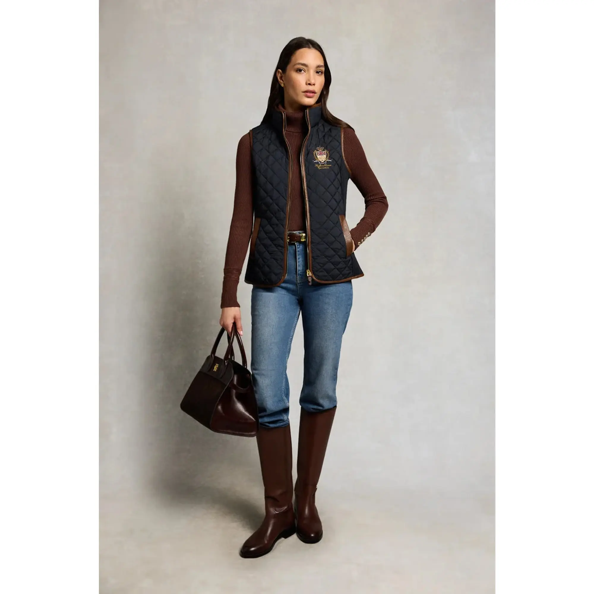 Product image 5 of 10 of Holland Cooper Women's Boughton Diamond Quilt Gilet - Ink Navy
