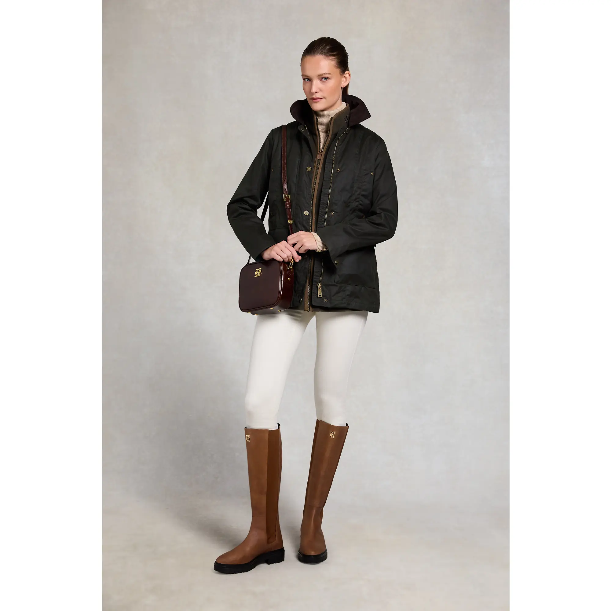 Product image 6 of 10 of Holland Cooper Women's Country Longline Fleece Gilet - Khaki