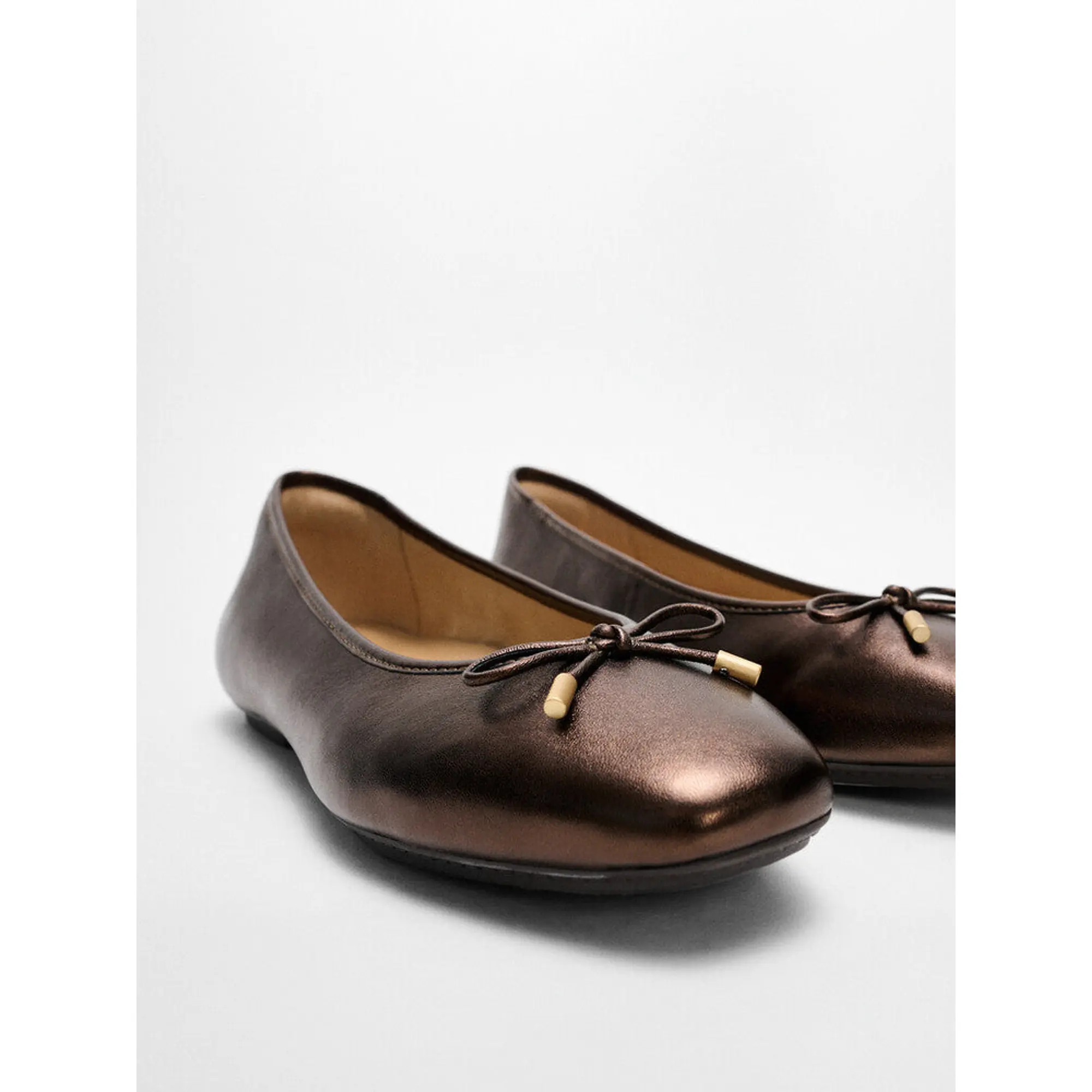 Product image 6 of 7 of FitFlop Women's DELICATO Bow Soft Metallic-Leather Ballerina Flats - Metallic Chocolate Brown