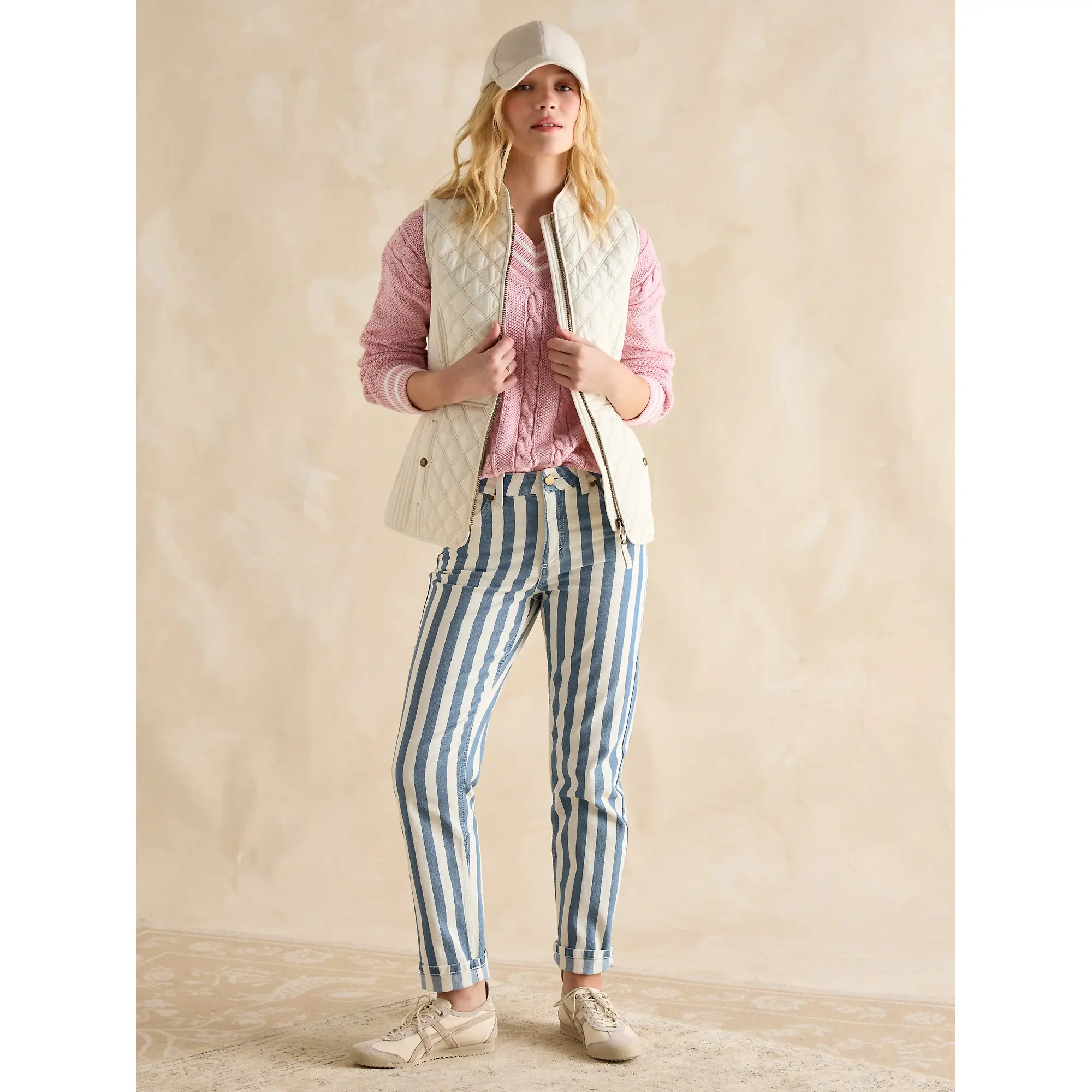 Product image 8 of 8 of Joules Women's Minx Showerproof Diamond Quilted Gilet - Cream
