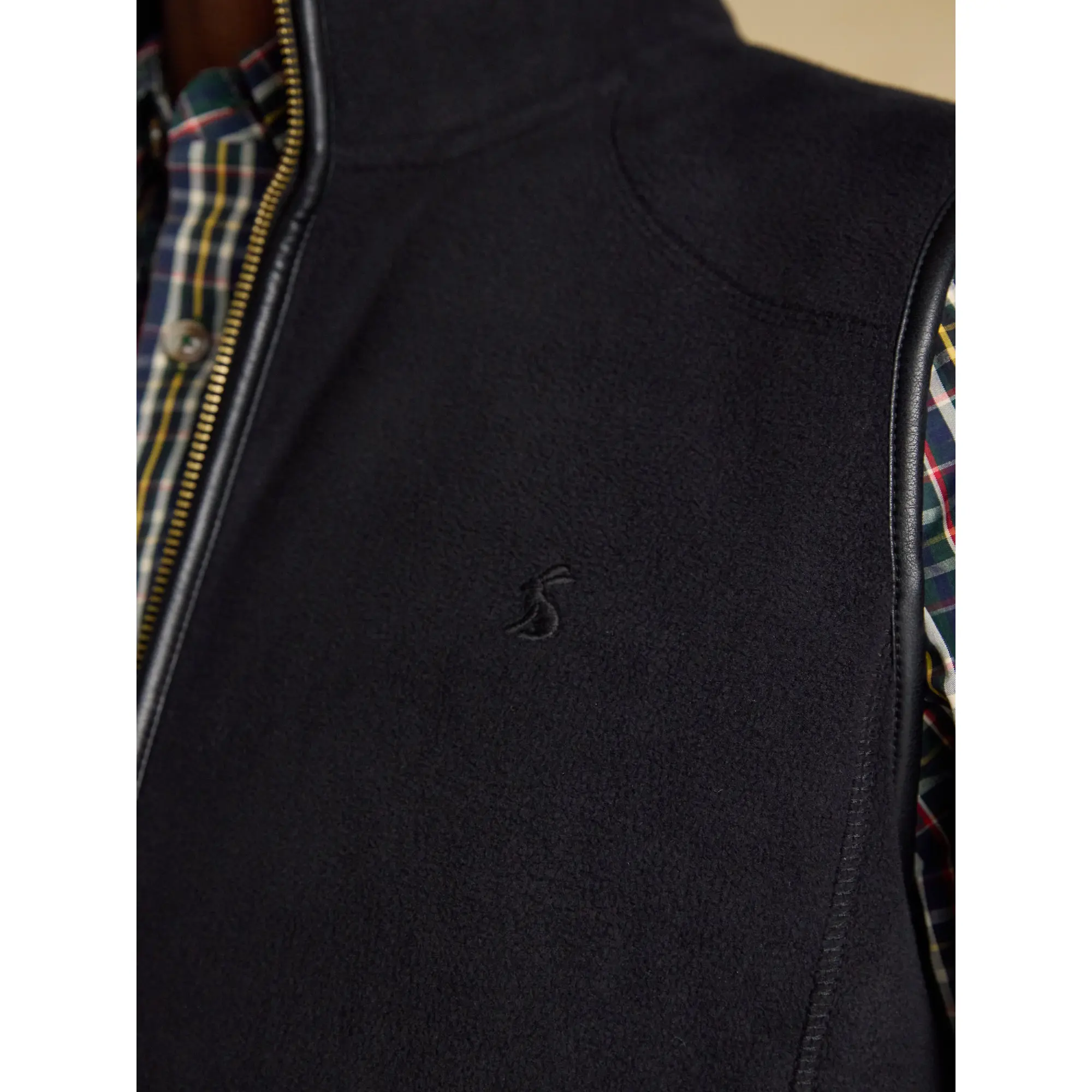 Product image 7 of 11 of Joules Men's Heritage Fleece Gilet - Black