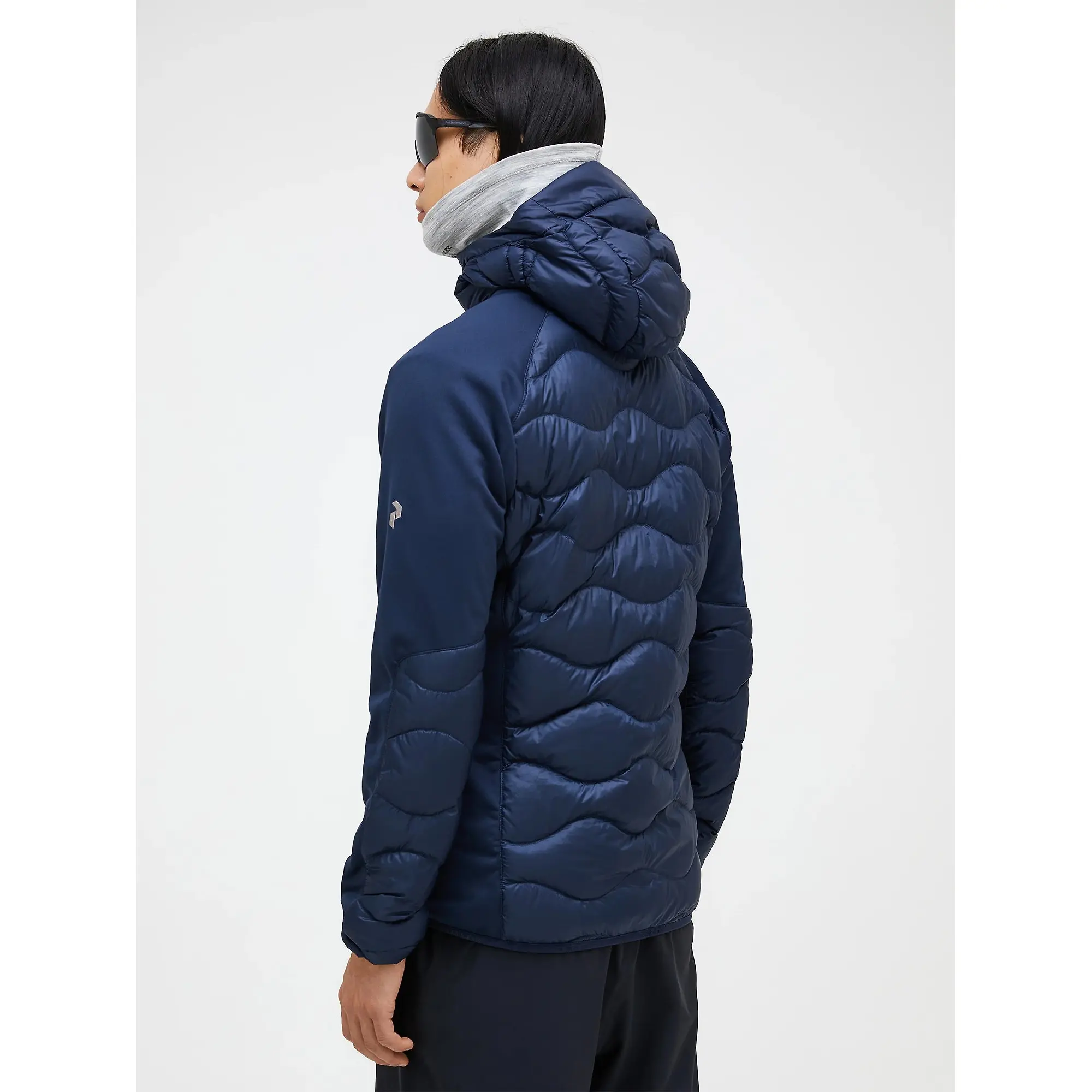 Product image 5 of 9 of Peak Performance Men's Helium Down Hybrid Hooded Jacket - Blue Shadow