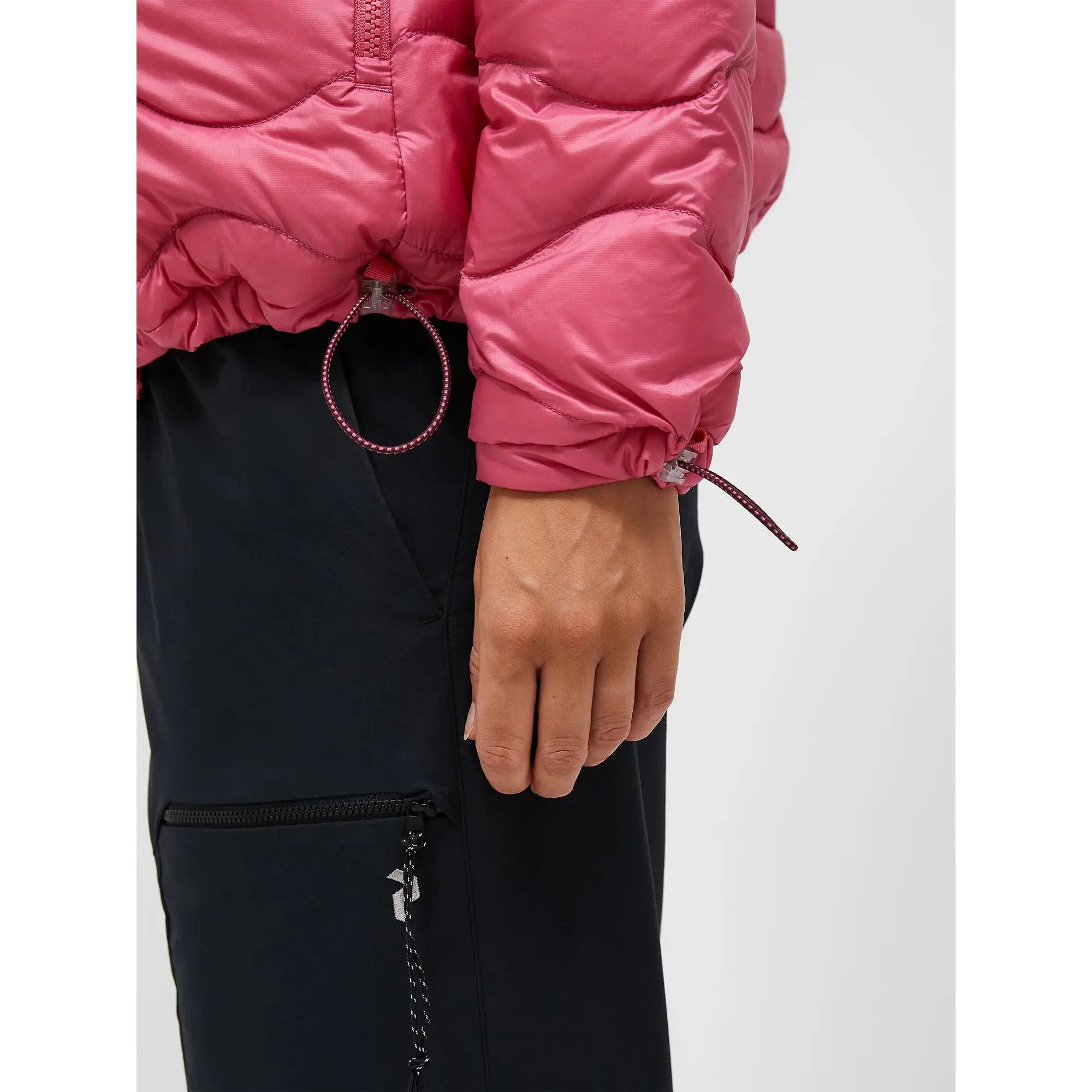 Product image 4 of 10 of Peak Performance Women's Helium Utility Down Hooded Jacket - Mountain Blush/Frosted Blossom