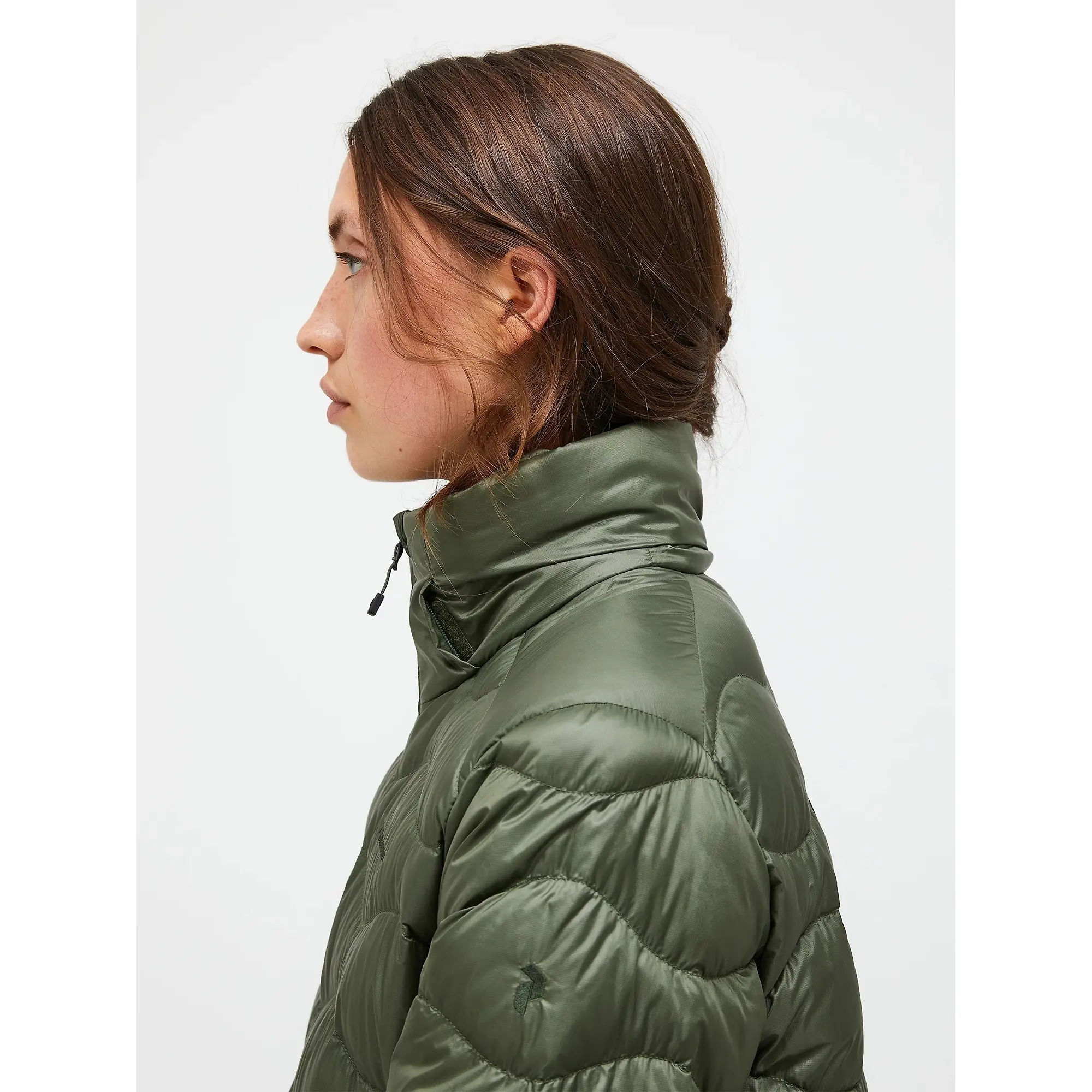 Product image 6 of 10 of Peak Performance Women's Helium Down Coat - Pine Needle/Olive Extreme