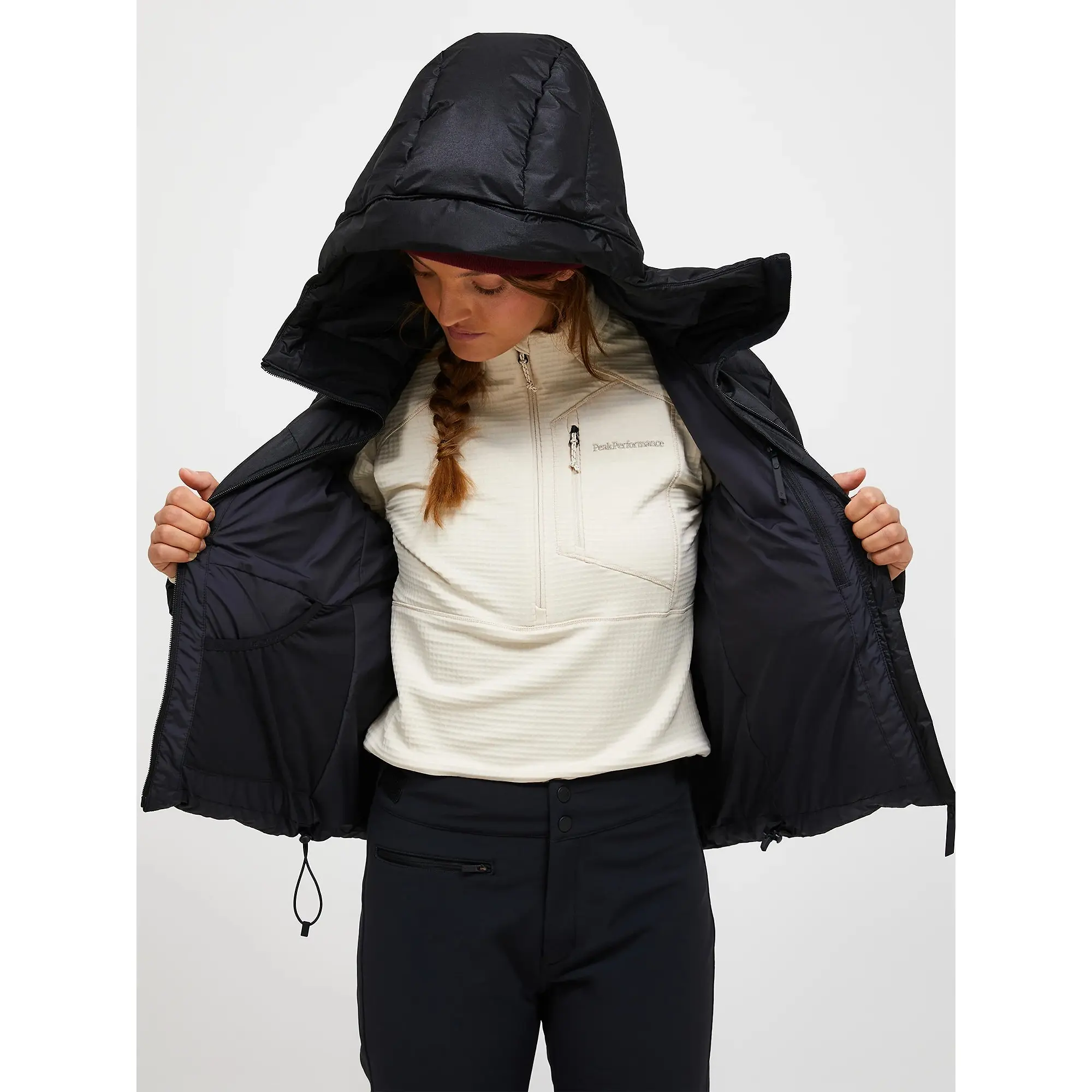 Product image 6 of 10 of Peak Performance Women's Glissade Down Ski Jacket - Black