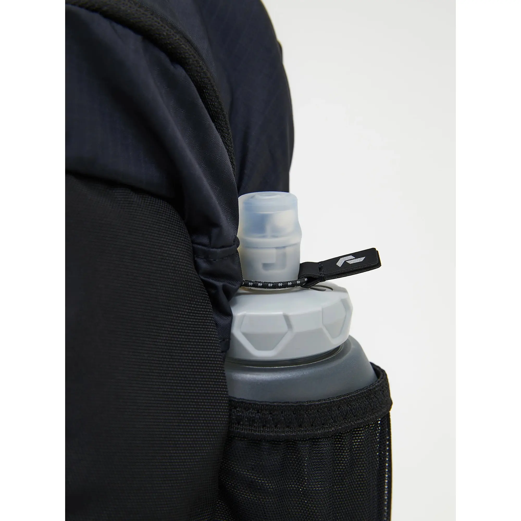 Product image 8 of 8 of Peak Performance Outdoor Sling Bag 4.5L - Black