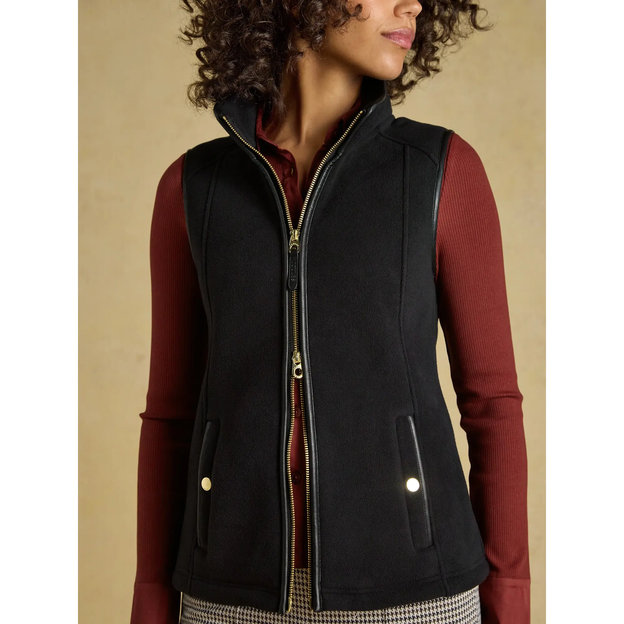 Product image 4 of 8 of Joules Women's Heritage Regular Polar Fleece Gilet - Black