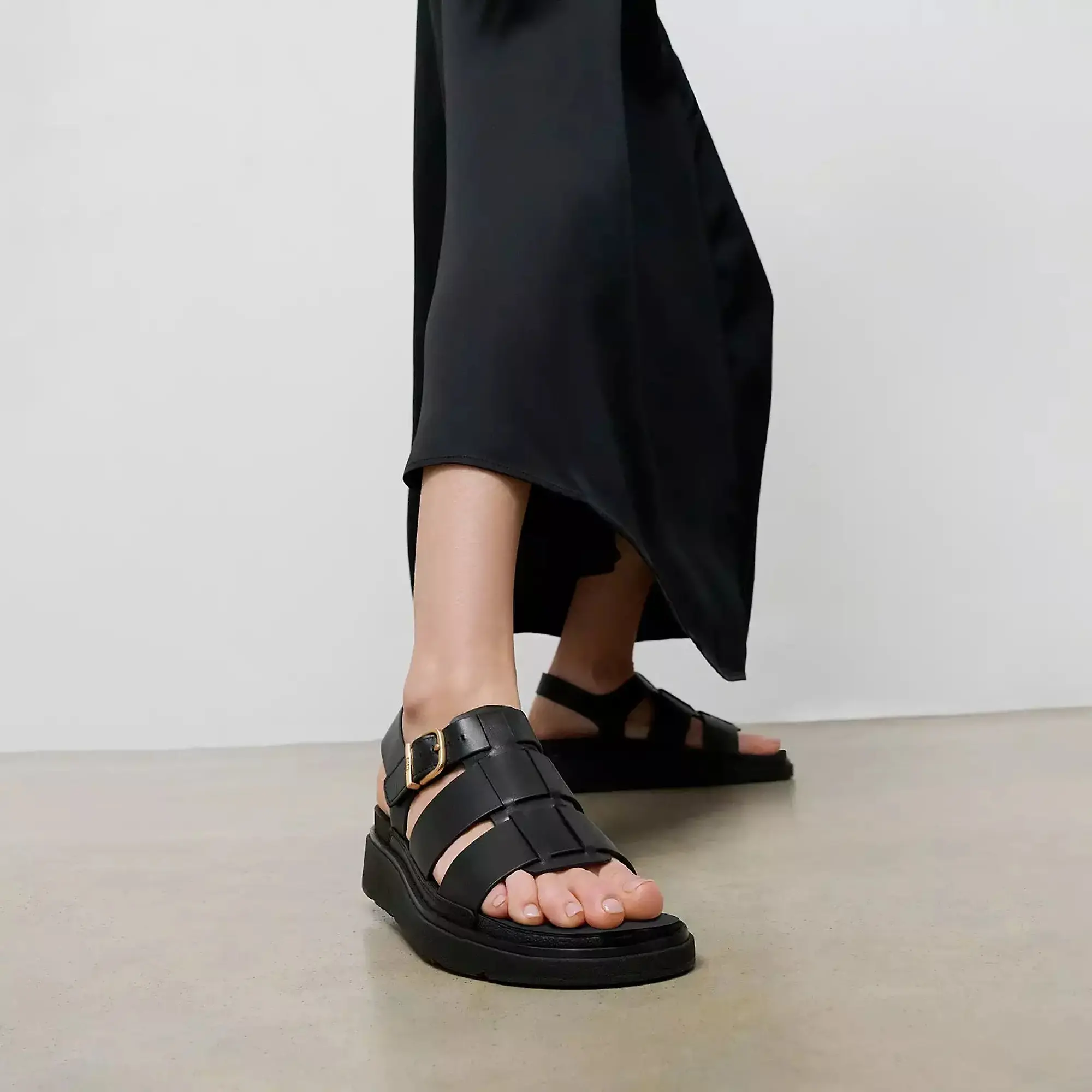Product image 2 of 5 of FitFlop Women's GEN-FF Leather Fisherman Sandals - Black