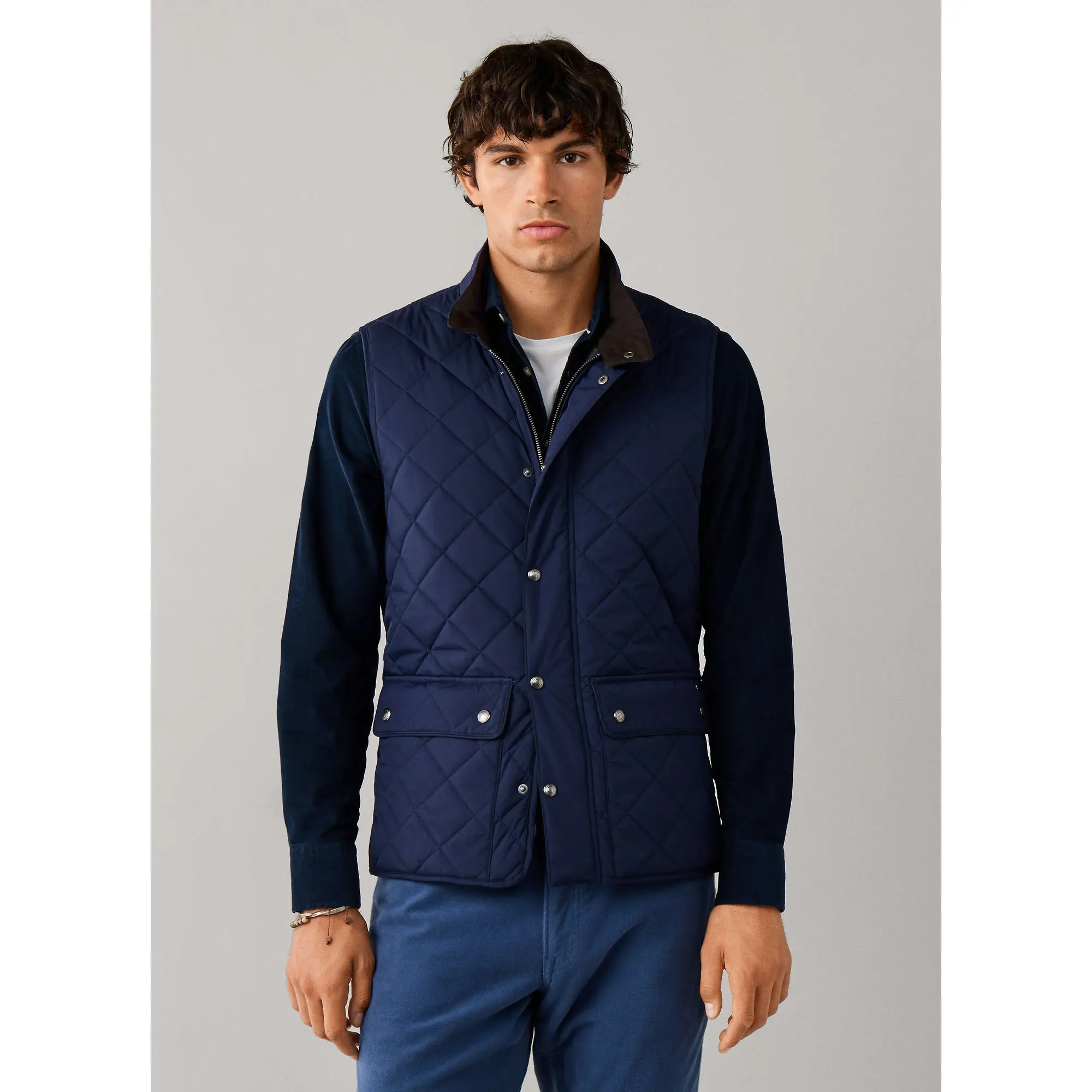 Product image 4 of 8 of Hackett Men's Kinloch Diamond Quilted Gilet - Old Navy