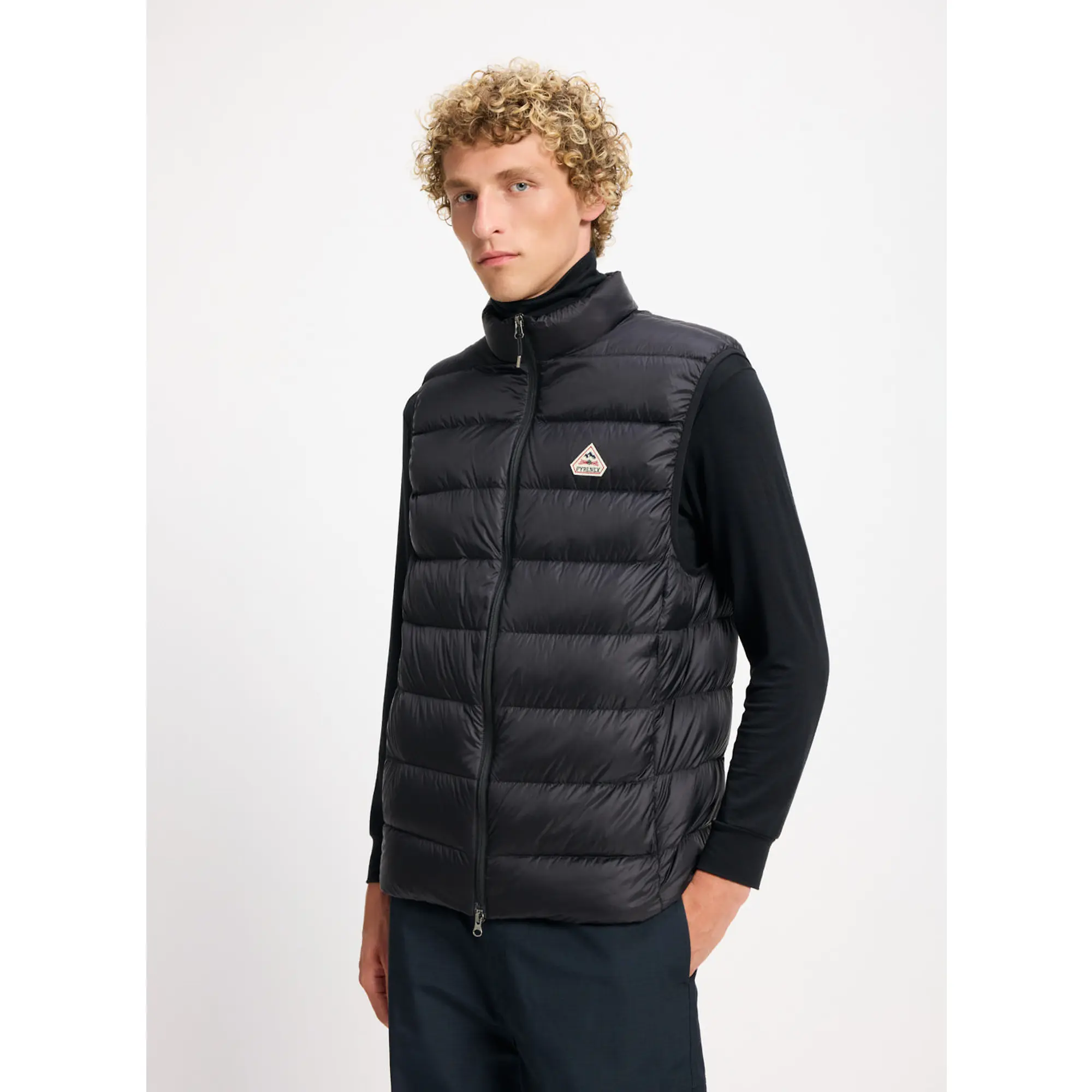 Product image 5 of 10 of Pyrenex Men's Arial Sleeveless Down Jacket - Black