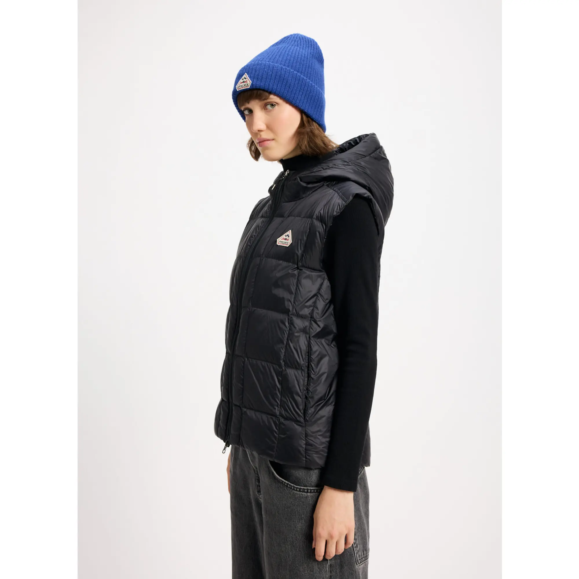 Product image 4 of 6 of Pyrenex Women's Bassia Lightweight Sleeveless Down Jacket - Black