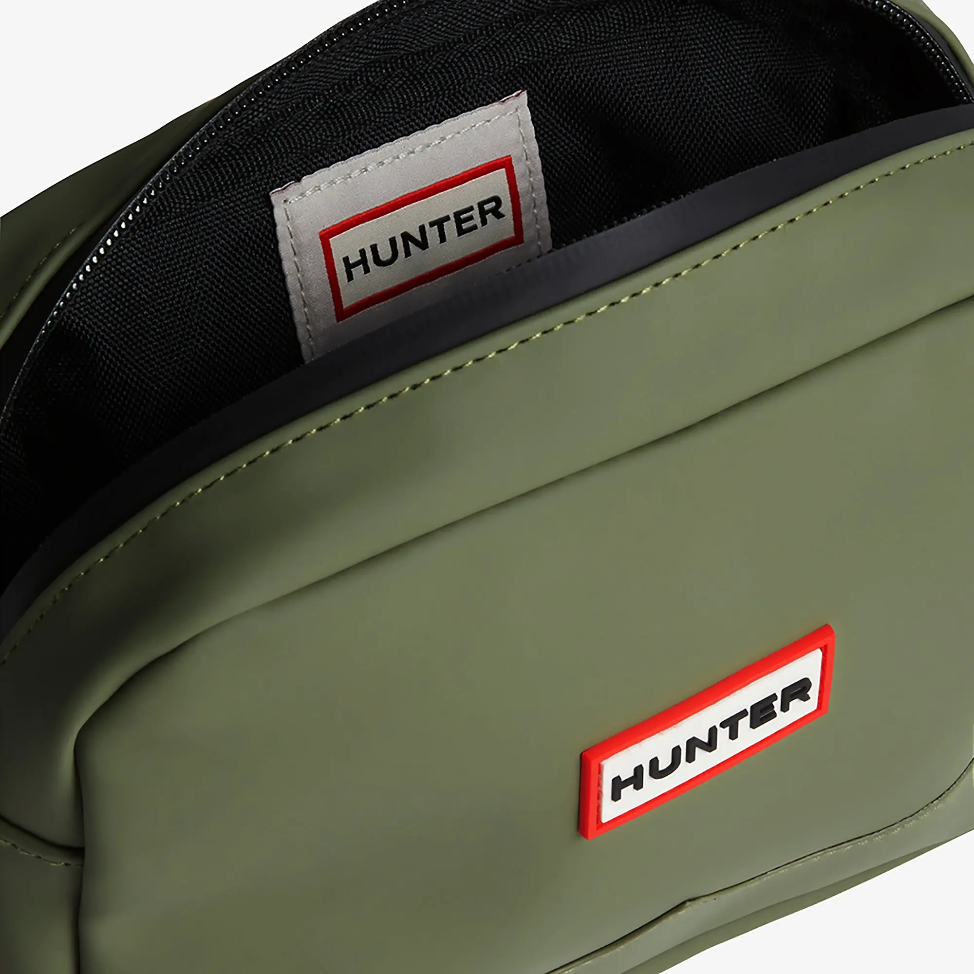 Product image 4 of 4 of Hunter Downpour Nethy Crossbody Bag - Kambaba