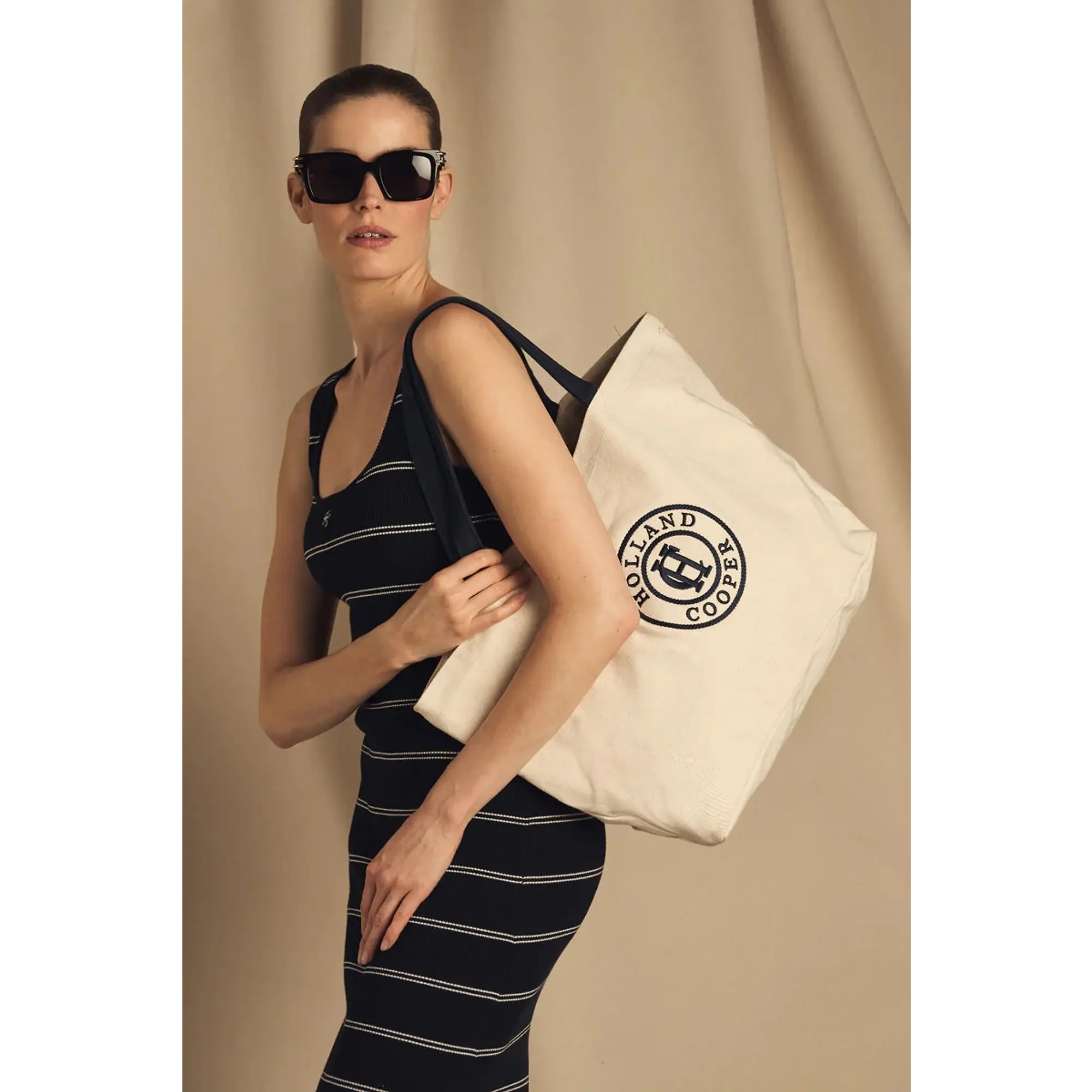 Product image 2 of 6 of Holland Cooper Women's Classic Shopper - Ecru Navy