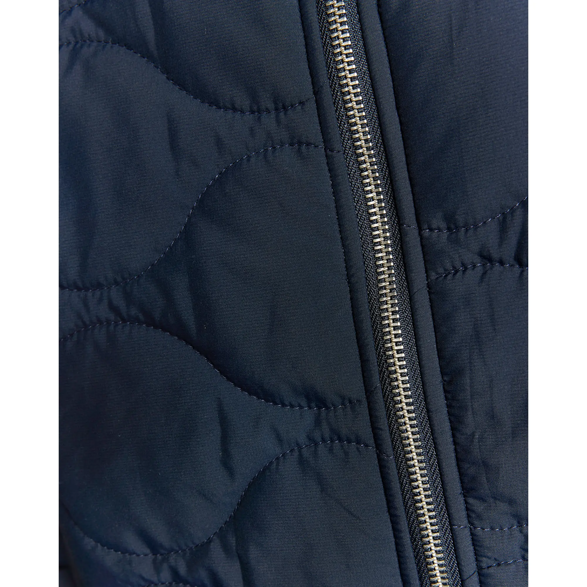 Product image 6 of 6 of Lyle & Scott Men's Water Resistant Ripstop Quilted Jacket - Dark Navy