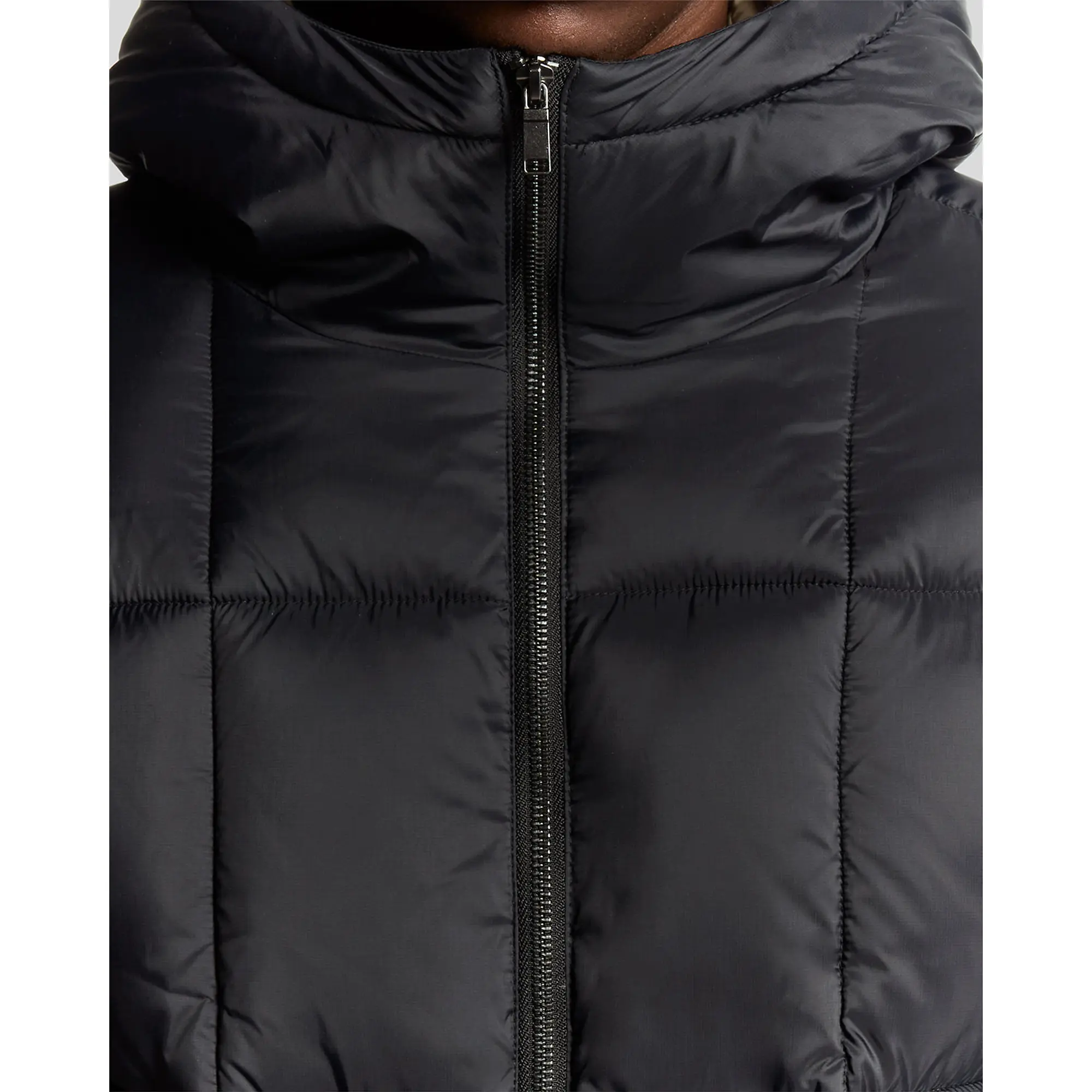 Product image 4 of 7 of Lyle & Scott Men's Square Cocoon Puffer Jacket - Lacquer