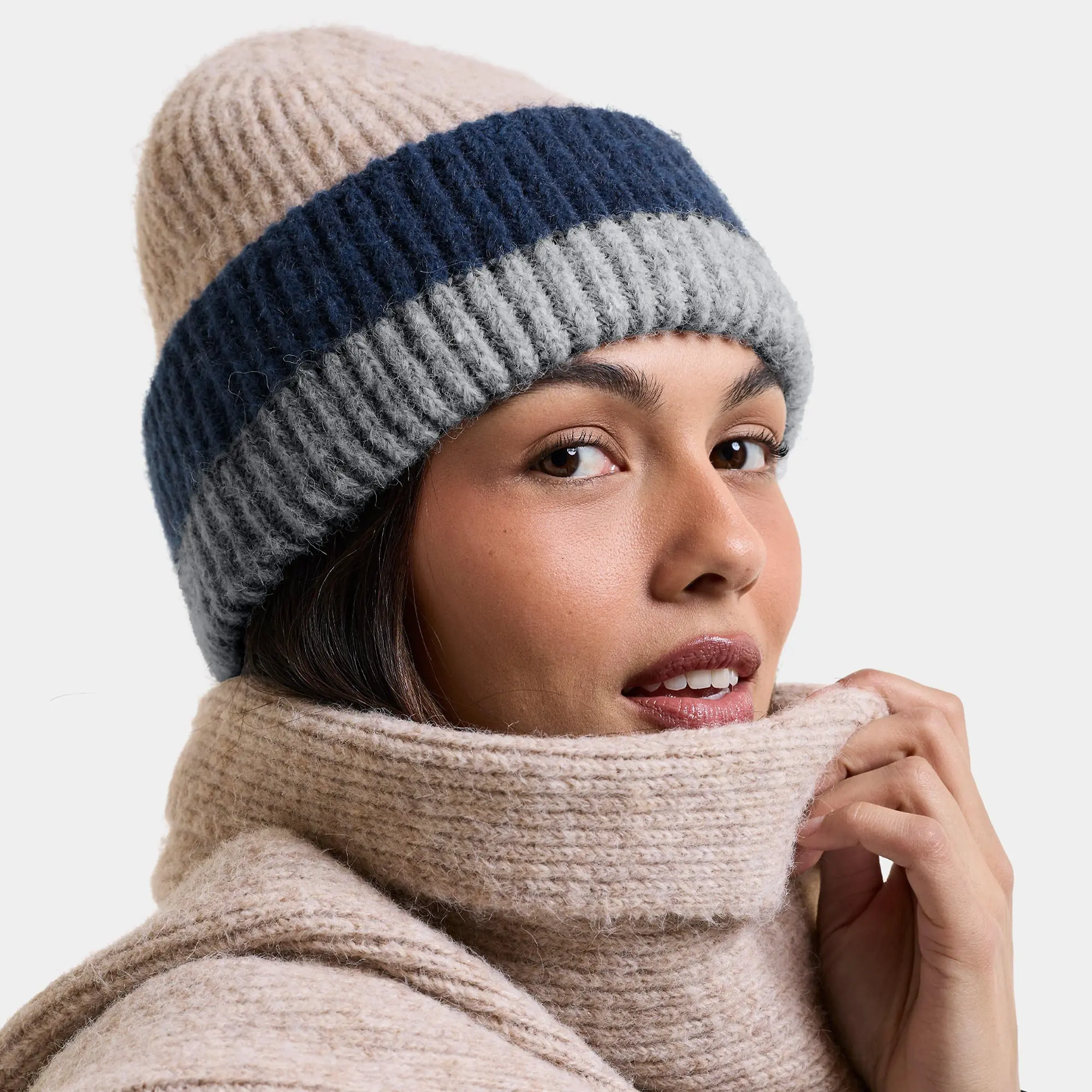 Product image 2 of 2 of Didriksons Malin Striped Beanie - Beige Melange Multi