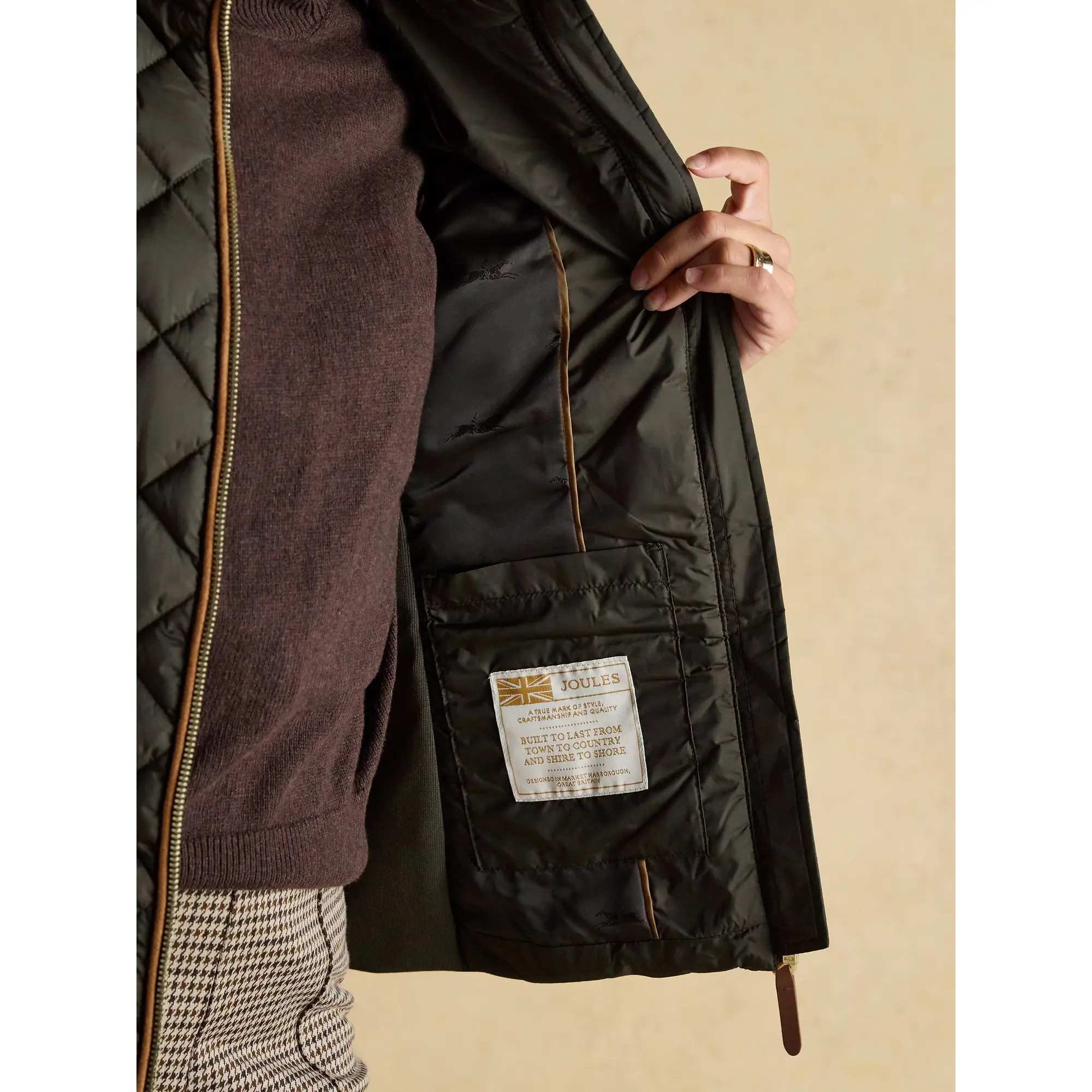 Product image 12 of 13 of Joules Women's Braemar Luxe Showerproof Diamond Quilted Gilet - Khaki Green