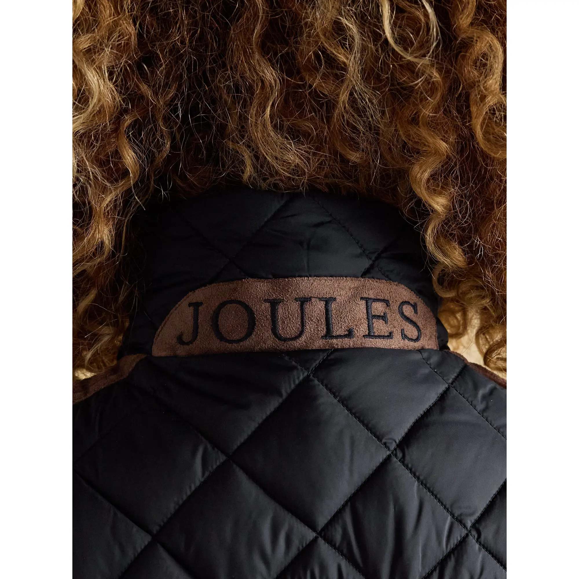 Product image 10 of 12 of Joules Women's Braemar Luxe Showerproof Diamond Quilted Gilet - Navy Blue