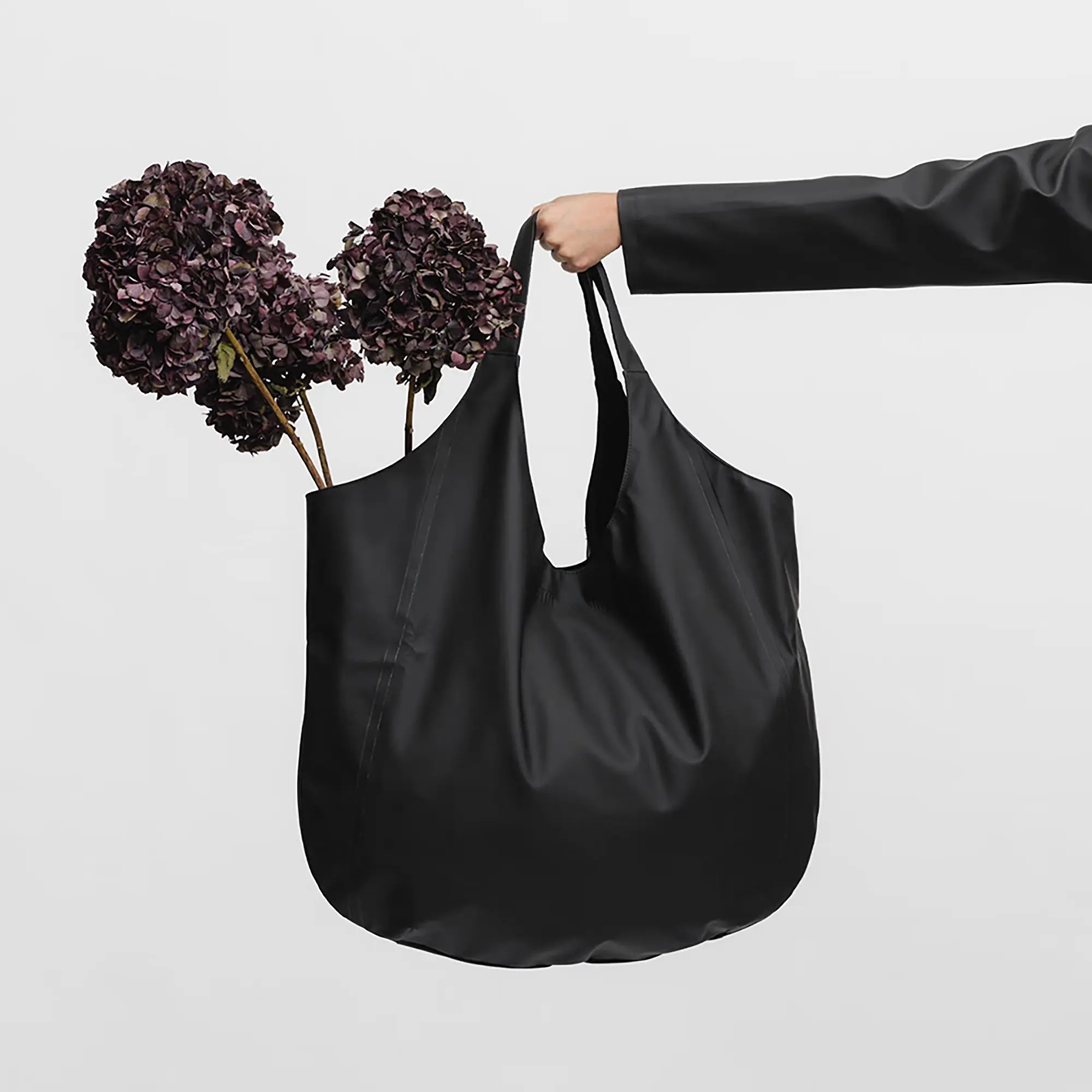 Product image 3 of 3 of Stutterheim Svea Bag - Black