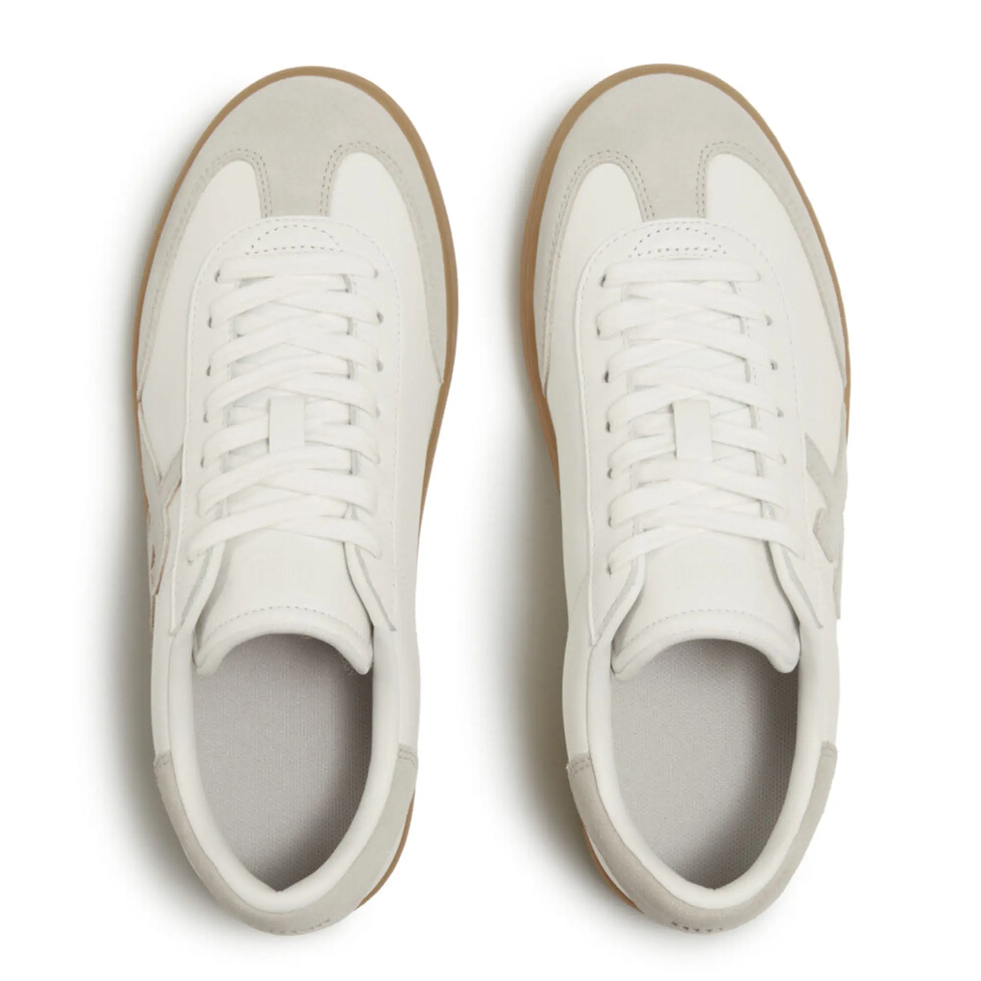 Product image 4 of 8 of FitFlop Women's The Dash FF T-Toe Leather/Suede Trainers - Urban White Mix