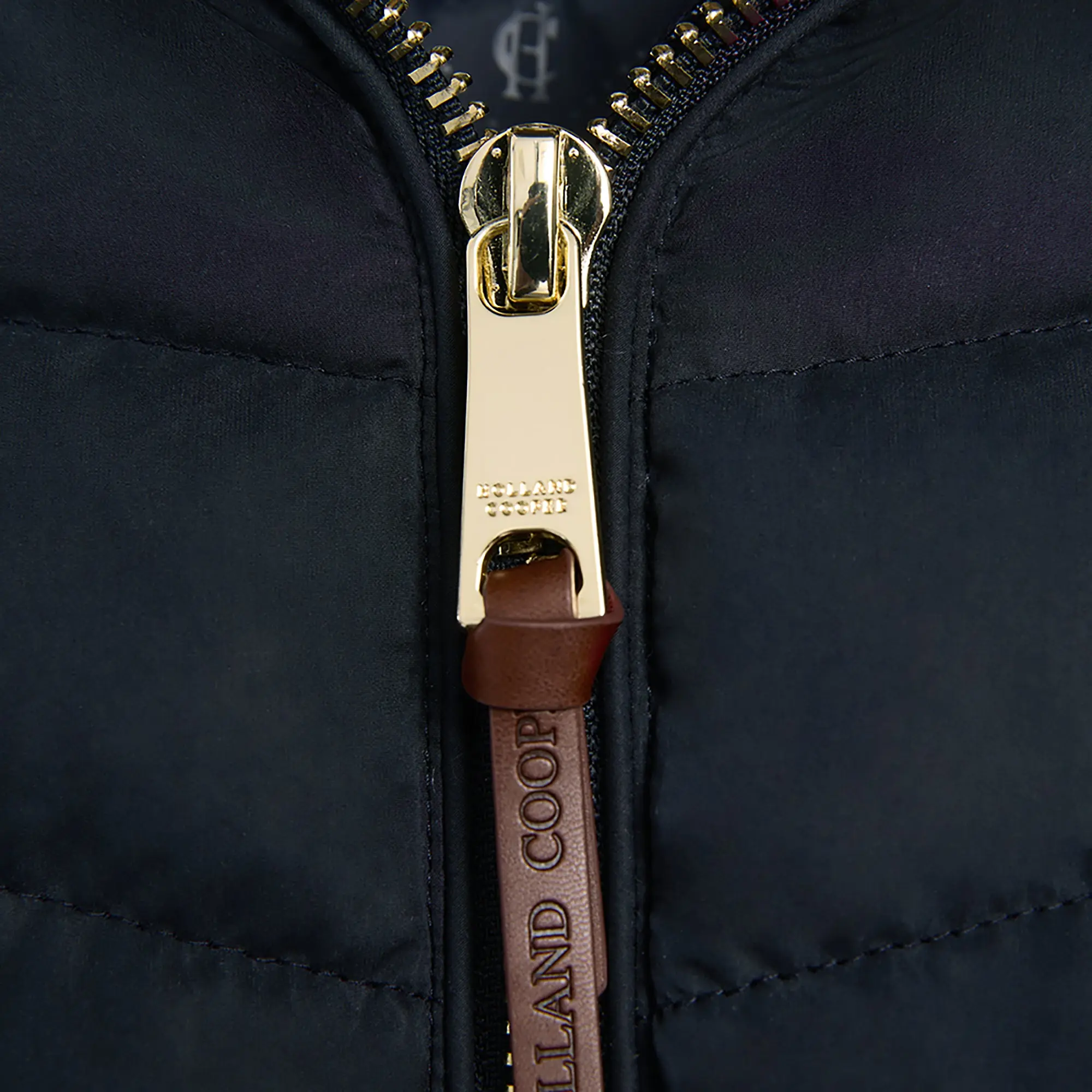 Product image 12 of 13 of Holland Cooper Women's Whistler Puffer Jacket - Ink Navy Natural
