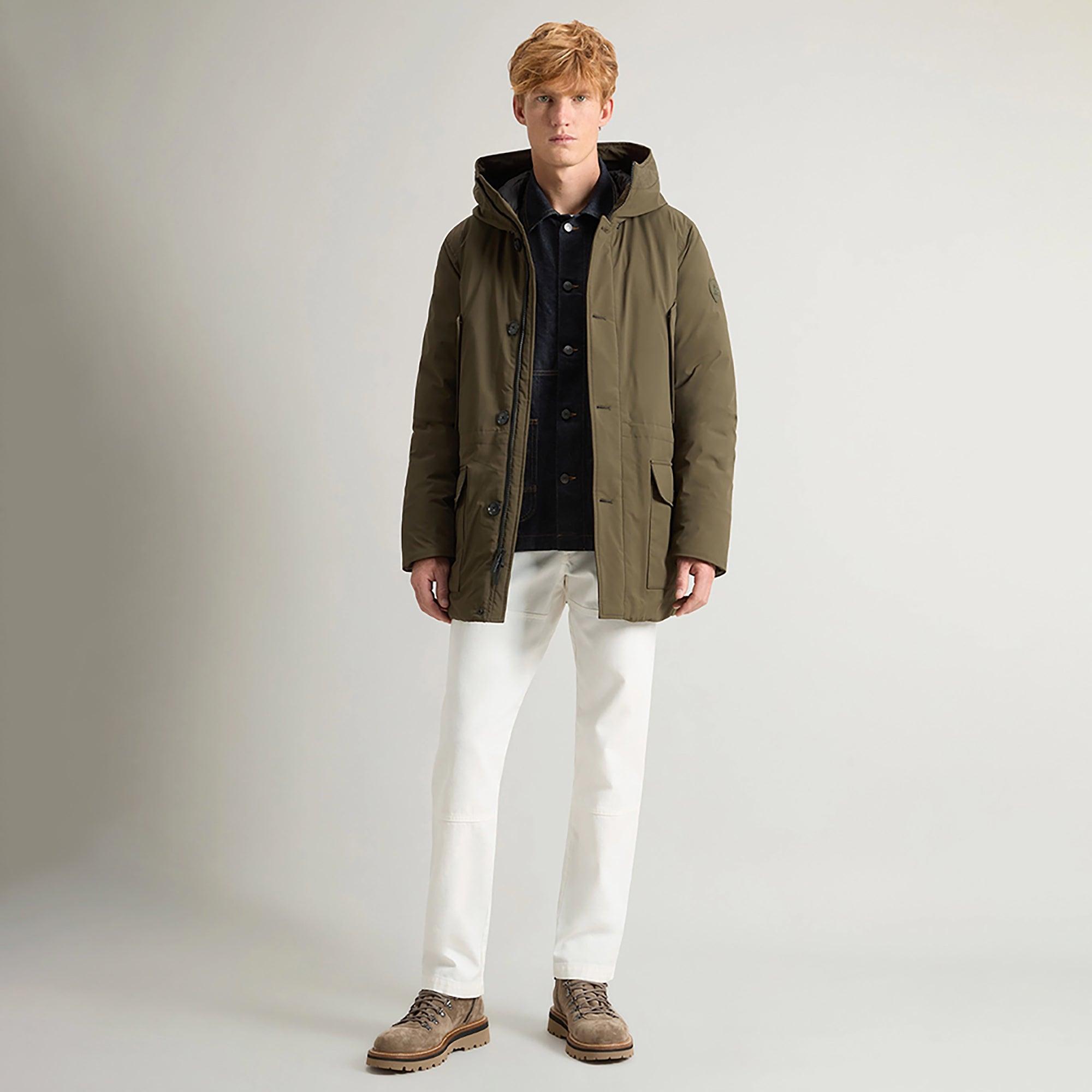 お値下げ　WOOLRICH フード付きジャケット S オリーブグリーン Woolrich Women's Short Firth Down Parka - Dark Green | British Attire