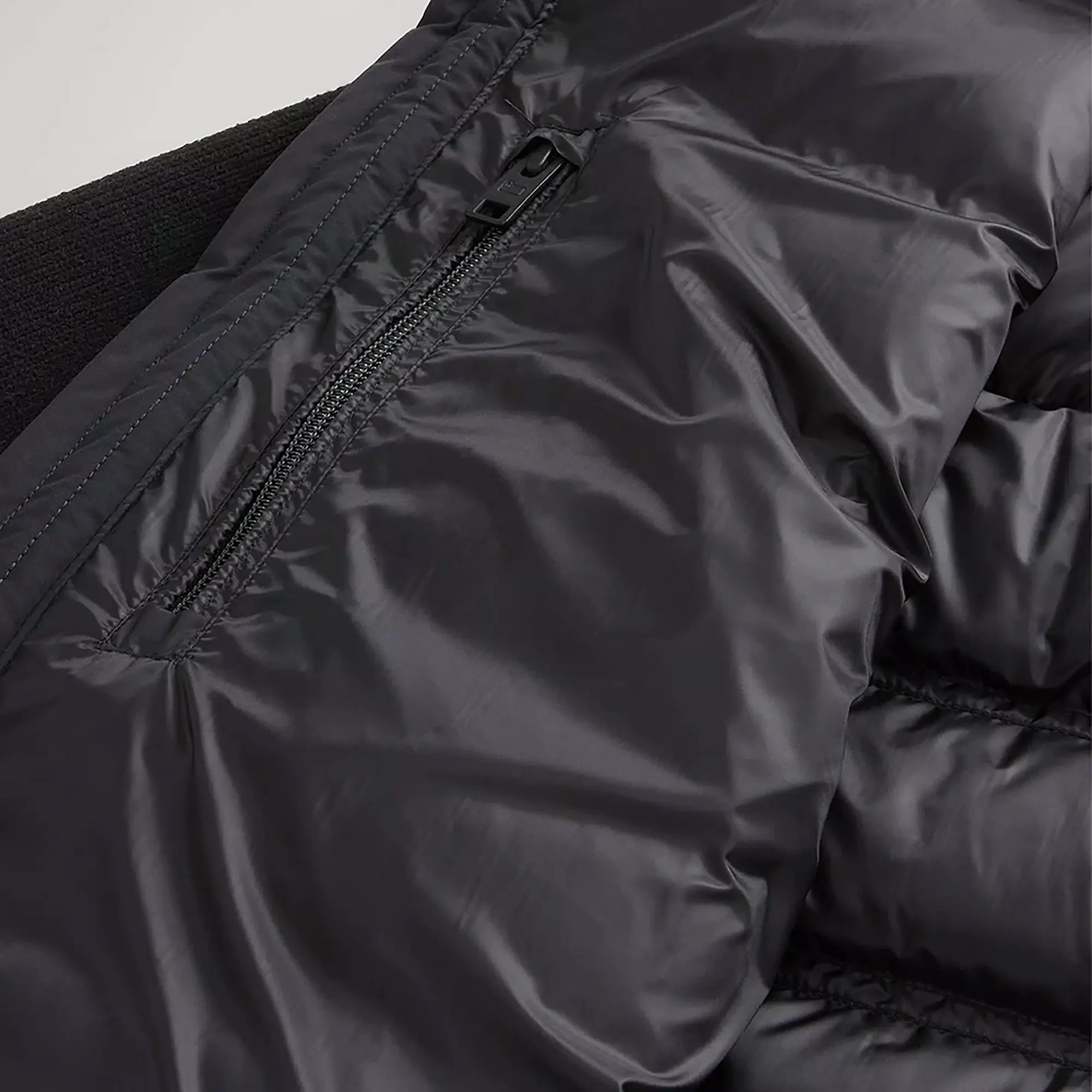 Product image 9 of 10 of Woolrich Men's Bering Hybrid Jacket - Black