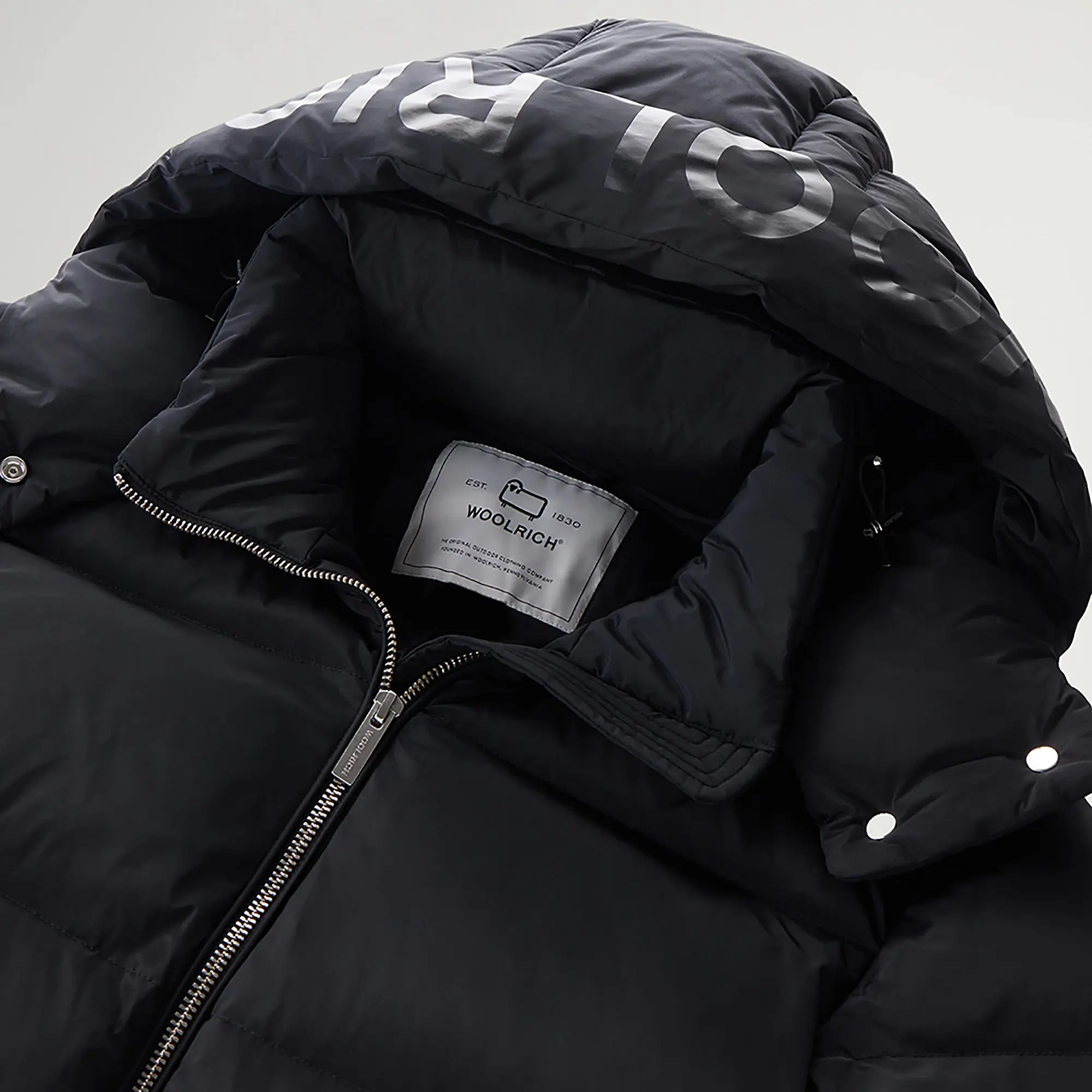 Product image 6 of 10 of Woolrich Women's Short Alsea Down Puffer Jacket - Black