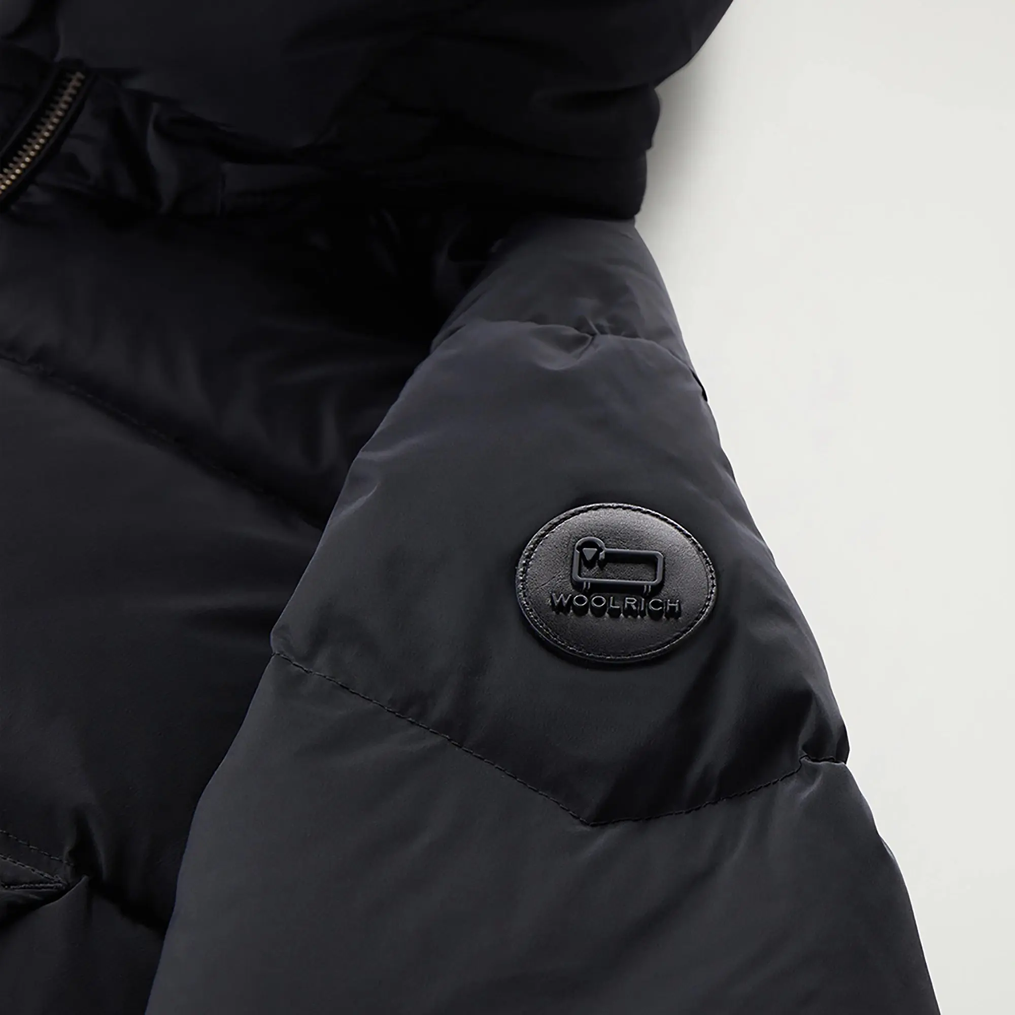 Product image 8 of 10 of Woolrich Women's Short Alsea Down Puffer Jacket - Black